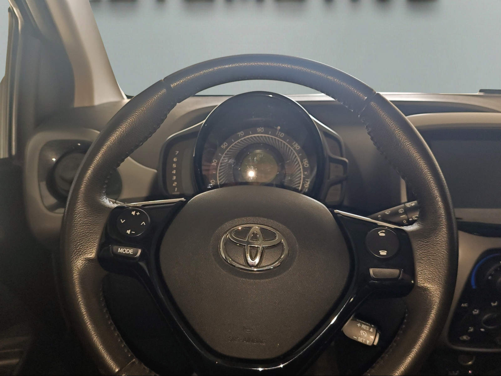 TOYOTA Aygo 1.0 VVT-i Trend-image-10