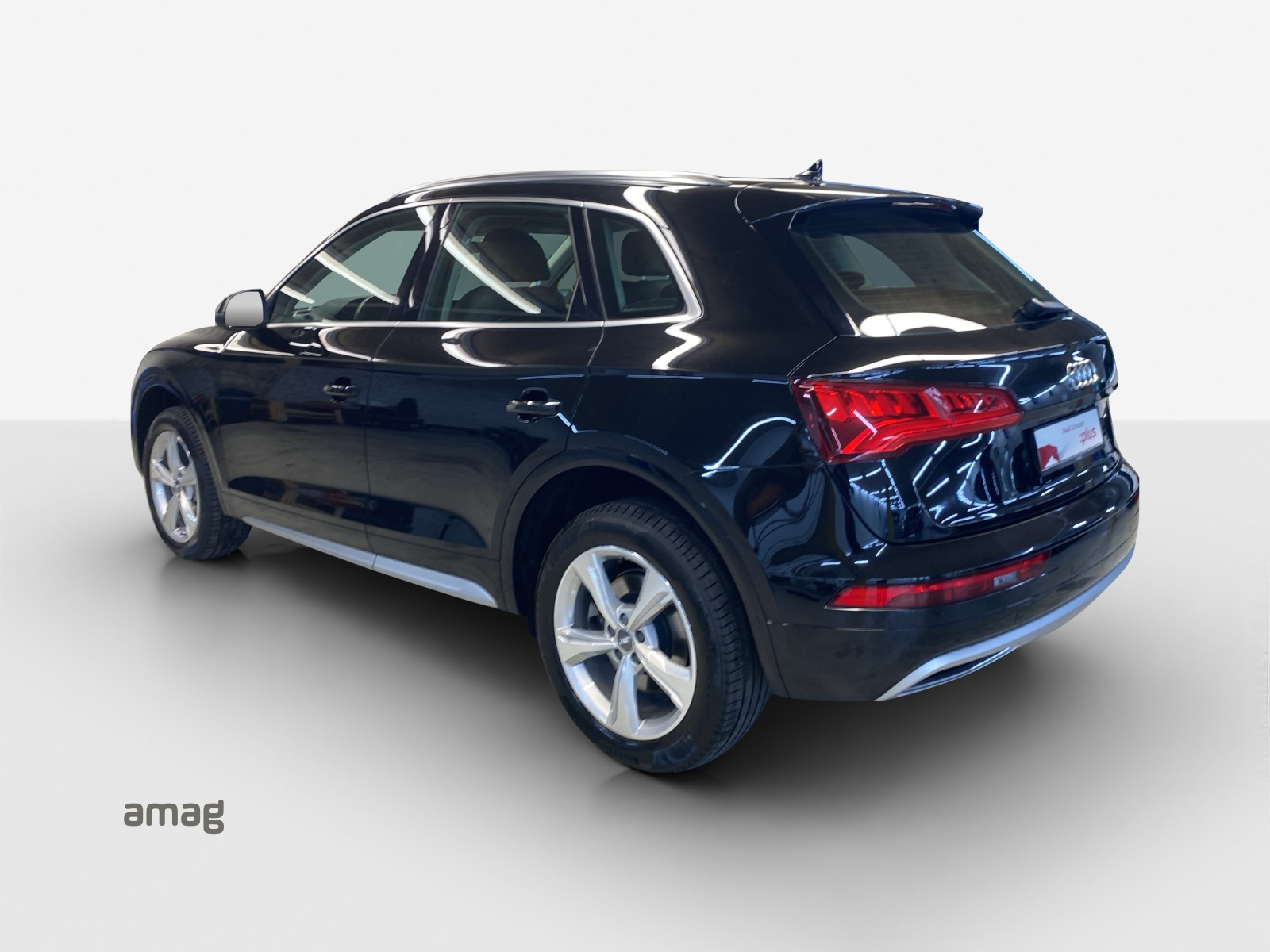 AUDI Q5 45 TFSI sport quattro S-tronic-showroom-element-2