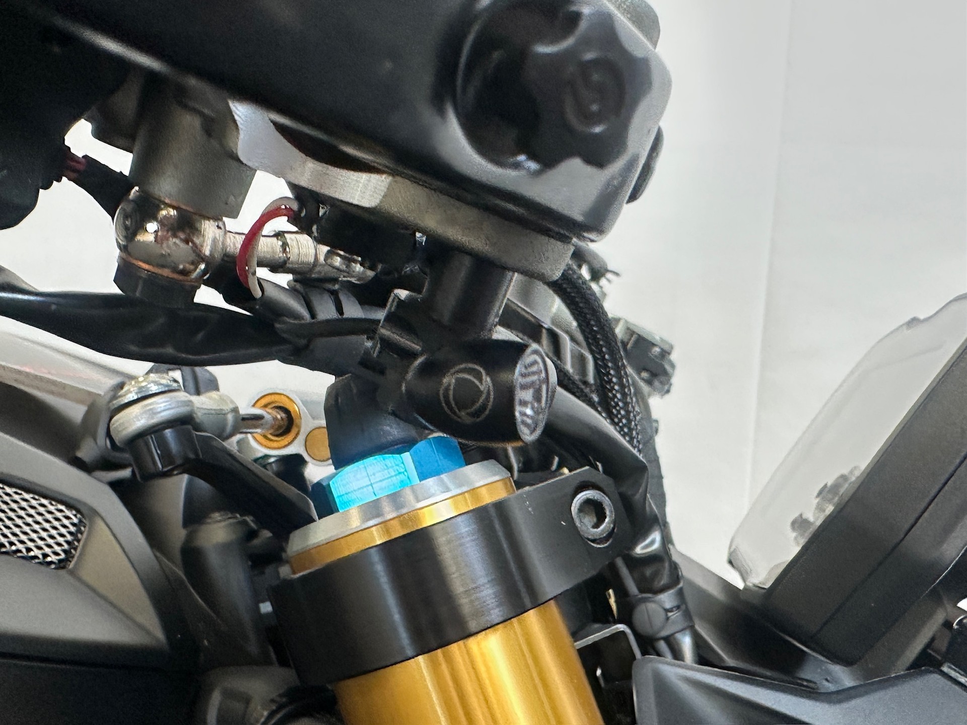 DUCATI Streetfighter V4 S-image-9