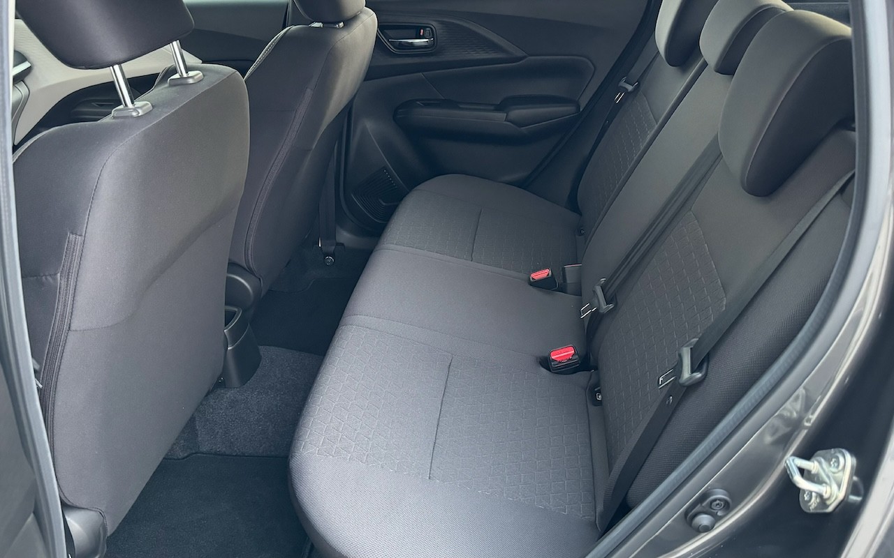 SUZUKI NEW SWIFT 1.2 COMPACT+ HYBRID 4X4-image-24