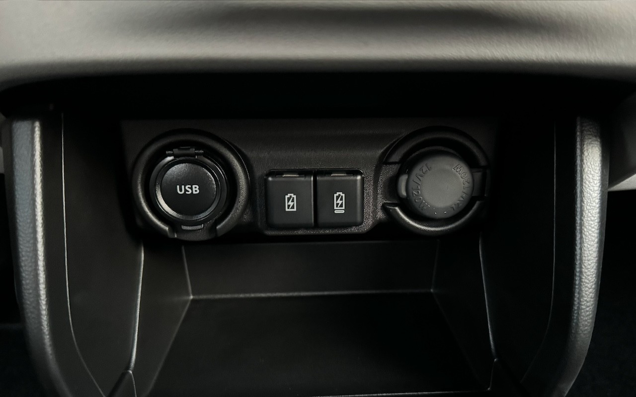 SUZUKI NEW SWIFT 1.2 COMPACT+ HYBRID 4X4-image-20