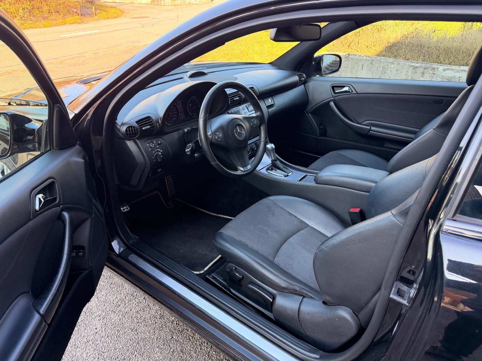 MERCEDES-BENZ CLC 200 Kompressor Automatic-image-7