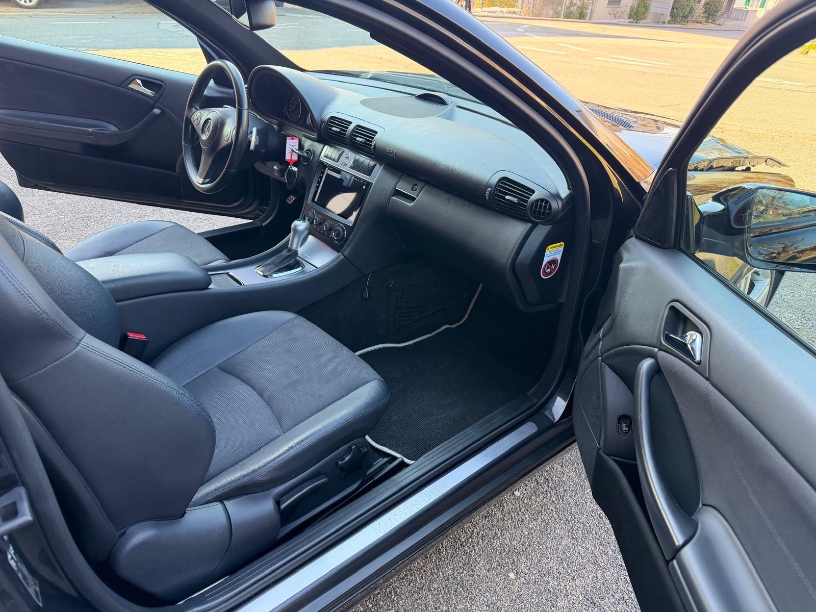 MERCEDES-BENZ CLC 200 Kompressor Automatic-image-12