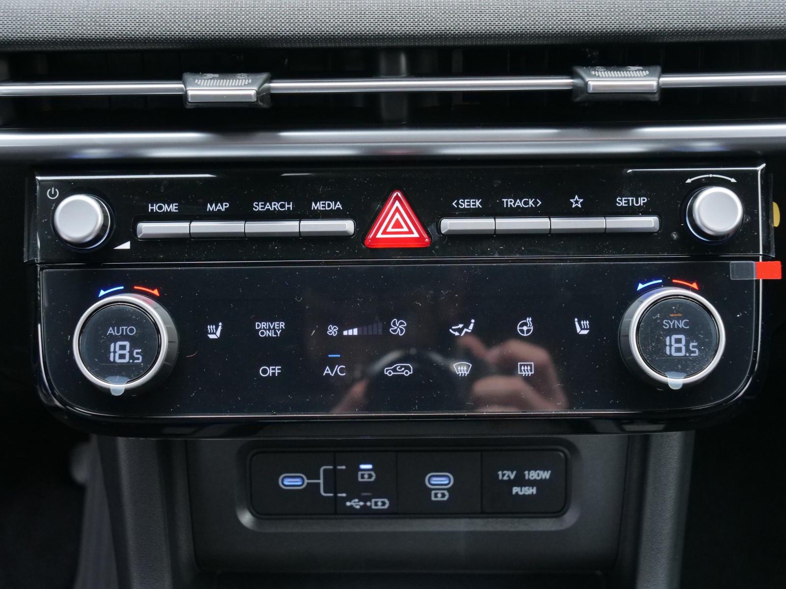 HYUNDAI Tucson 1.6 T-GDi HEV Origo Blackline 4WD-image-24
