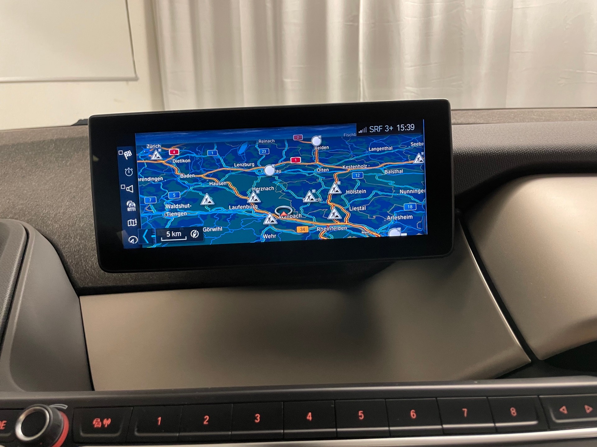 BMW i3 (94Ah) Range Extender-image-12
