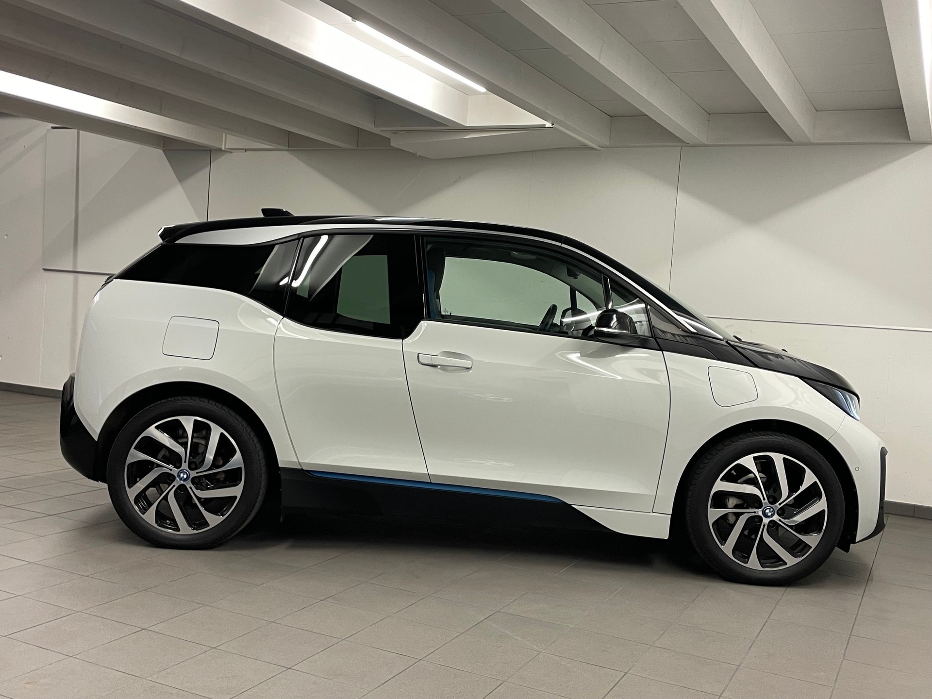 BMW i3 (94Ah) Range Extender-image-3