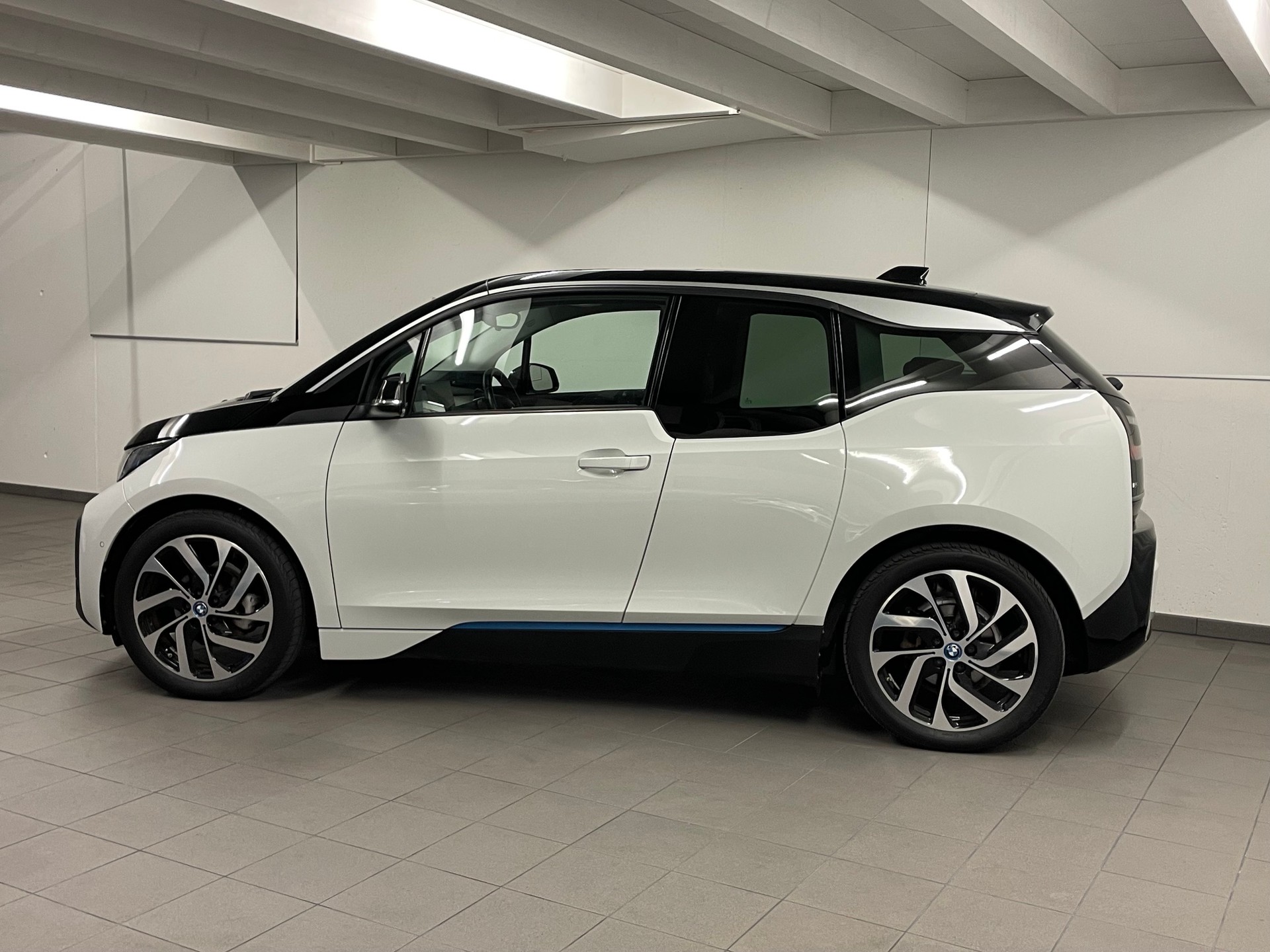 BMW i3 (94Ah) Range Extender-image-2