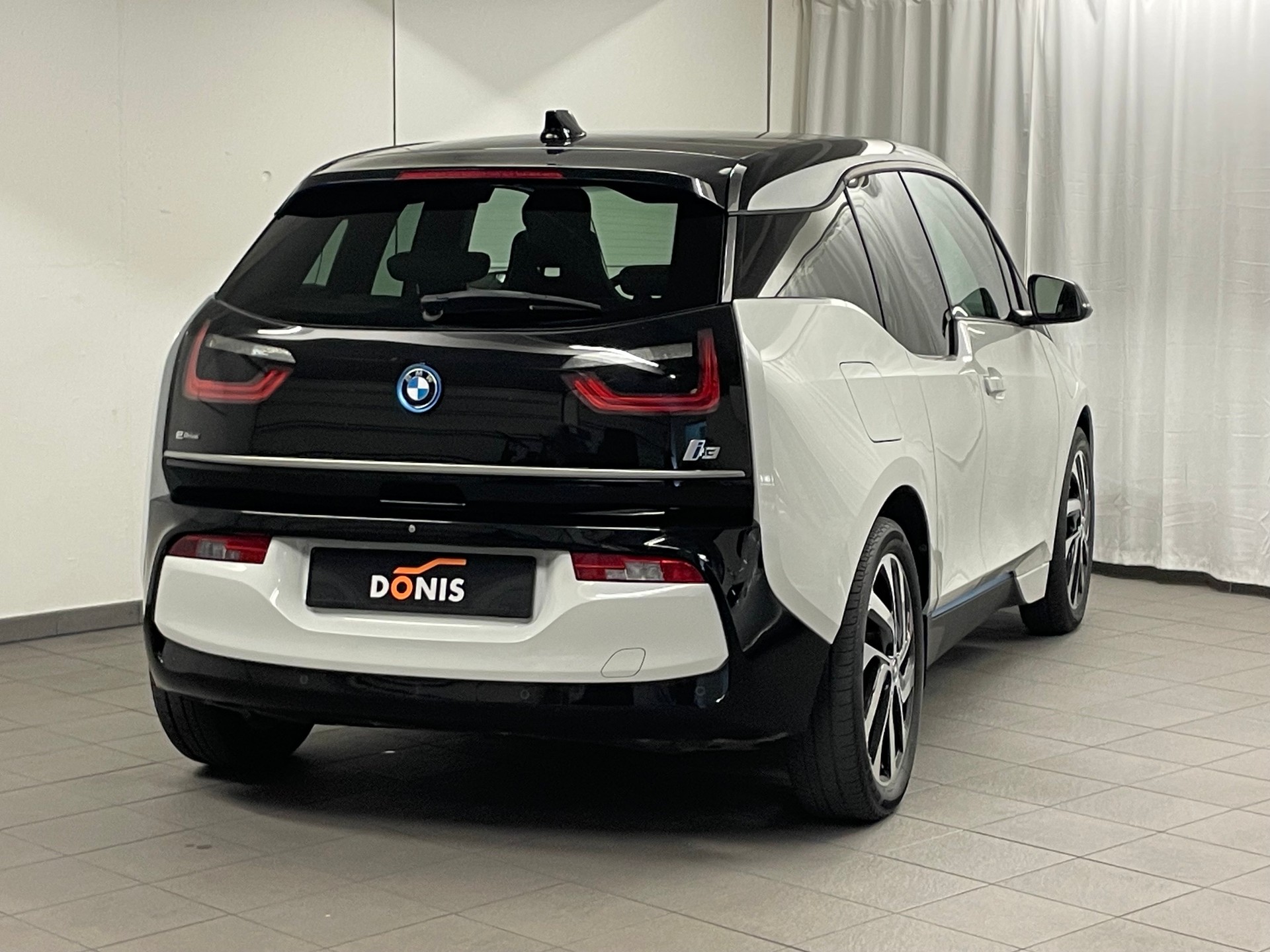BMW i3 (94Ah) Range Extender-image-5