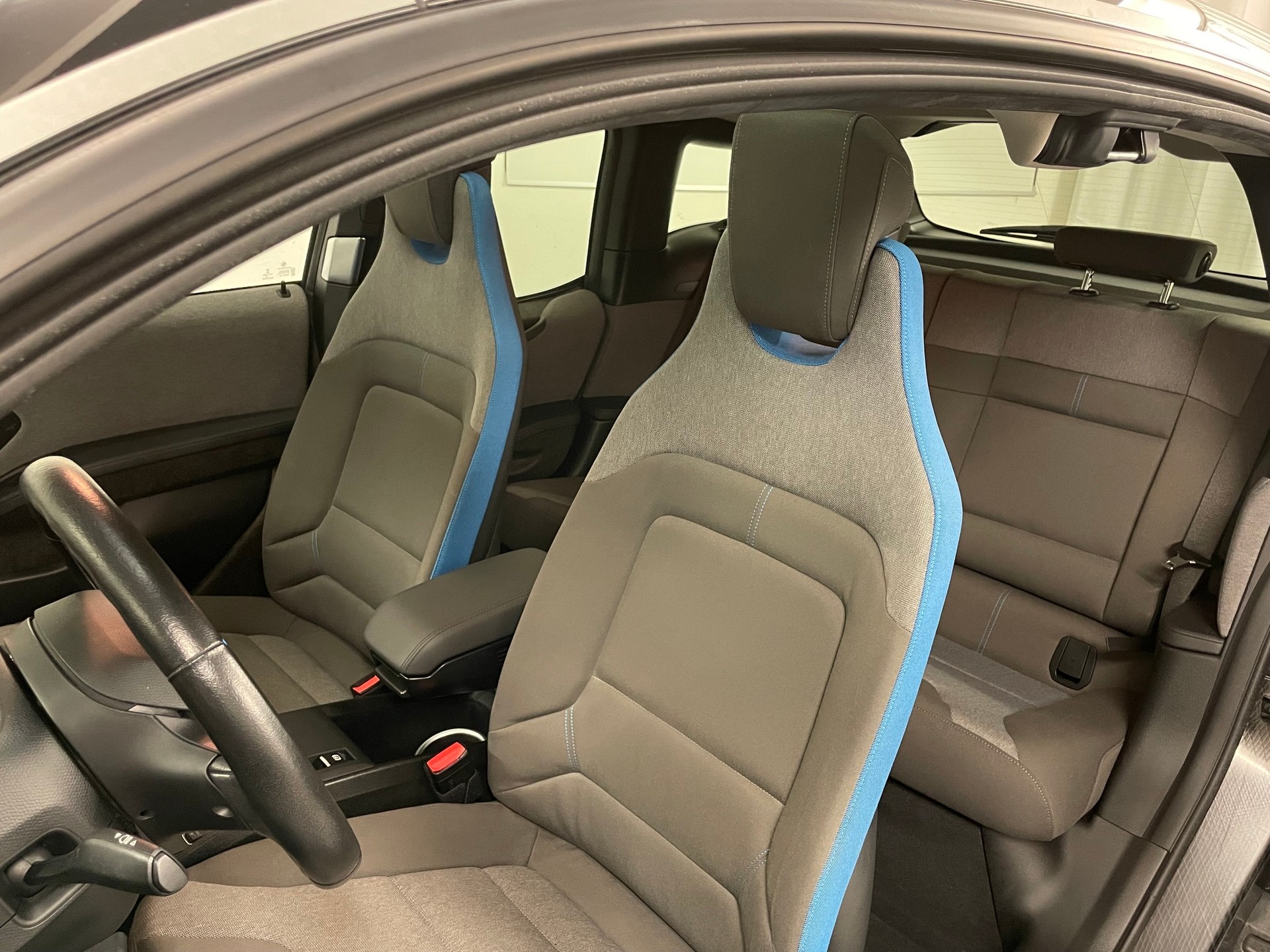 BMW i3 (94Ah) Range Extender-image-7