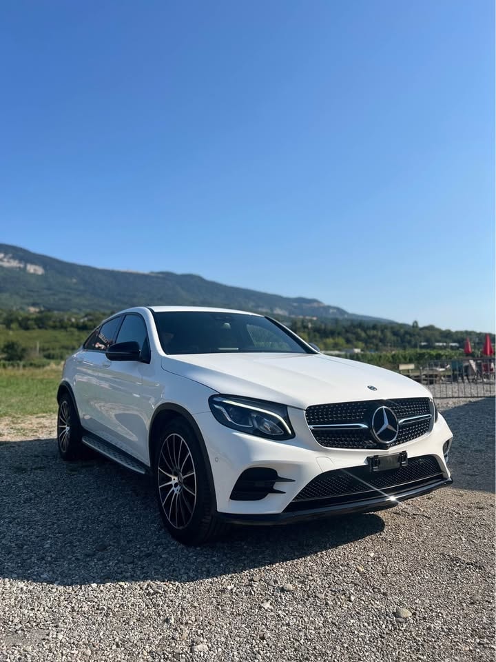 MERCEDES-BENZ GLC 250 AMG Line 4m-image-0