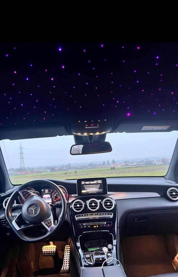 MERCEDES-BENZ GLC 250 AMG Line 4m-image-2