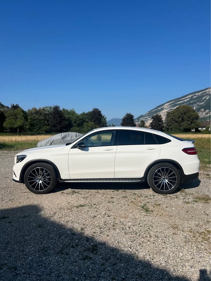 MERCEDES-BENZ GLC 250 AMG Line 4m-image-3