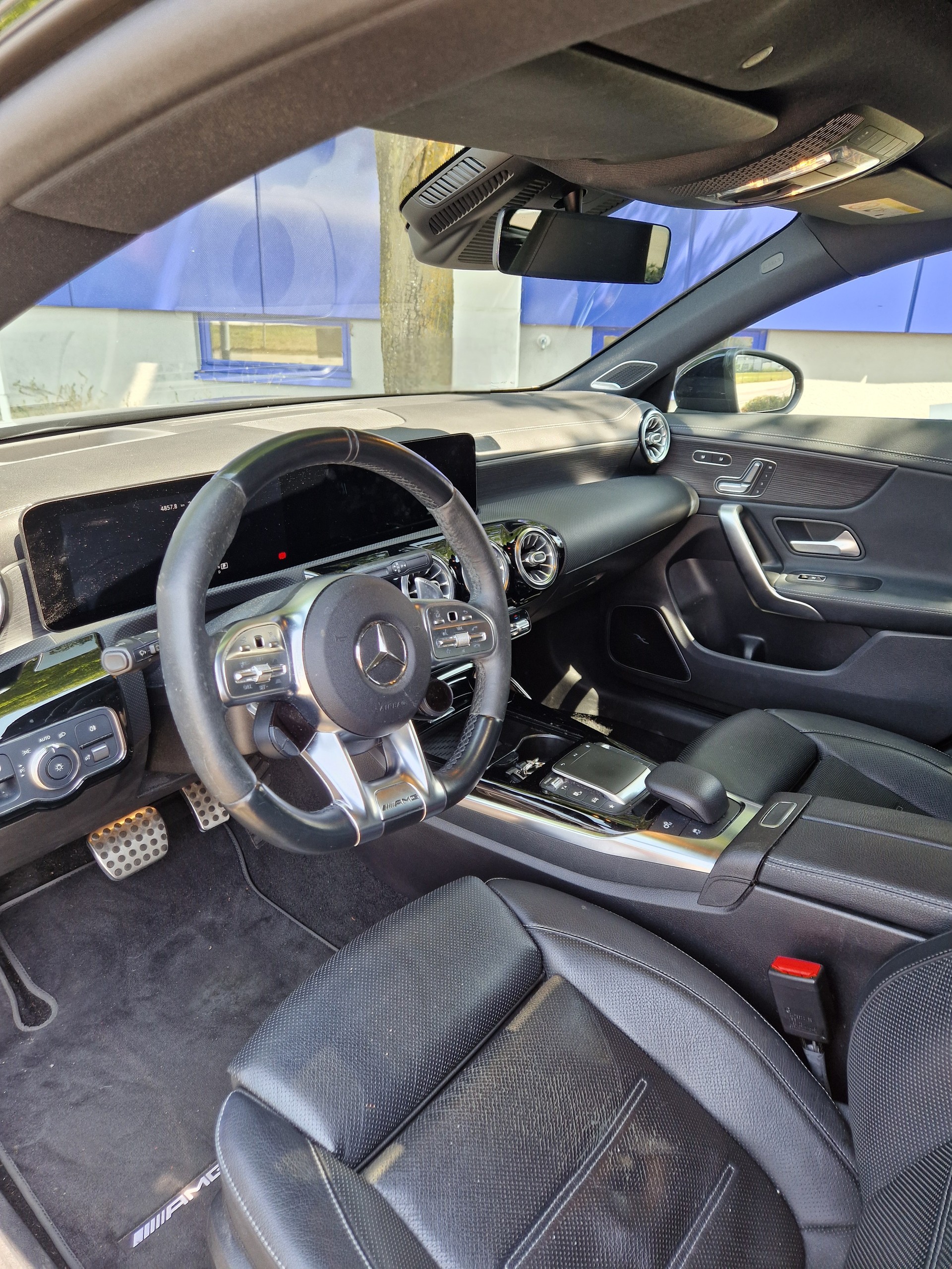 MERCEDES-BENZ CLA 45 S AMG 4matic+-image-4