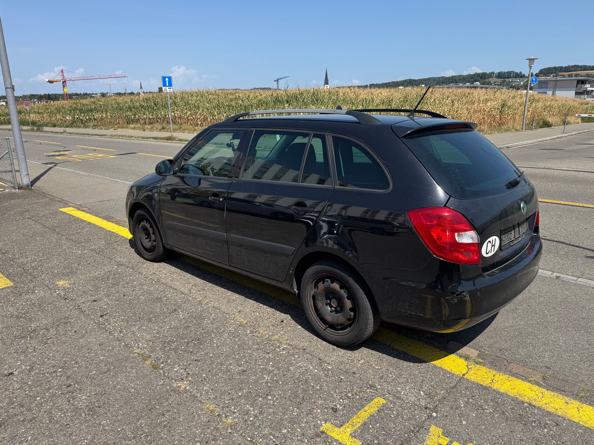 SKODA Fabia 1.2 TSI Family-image-7