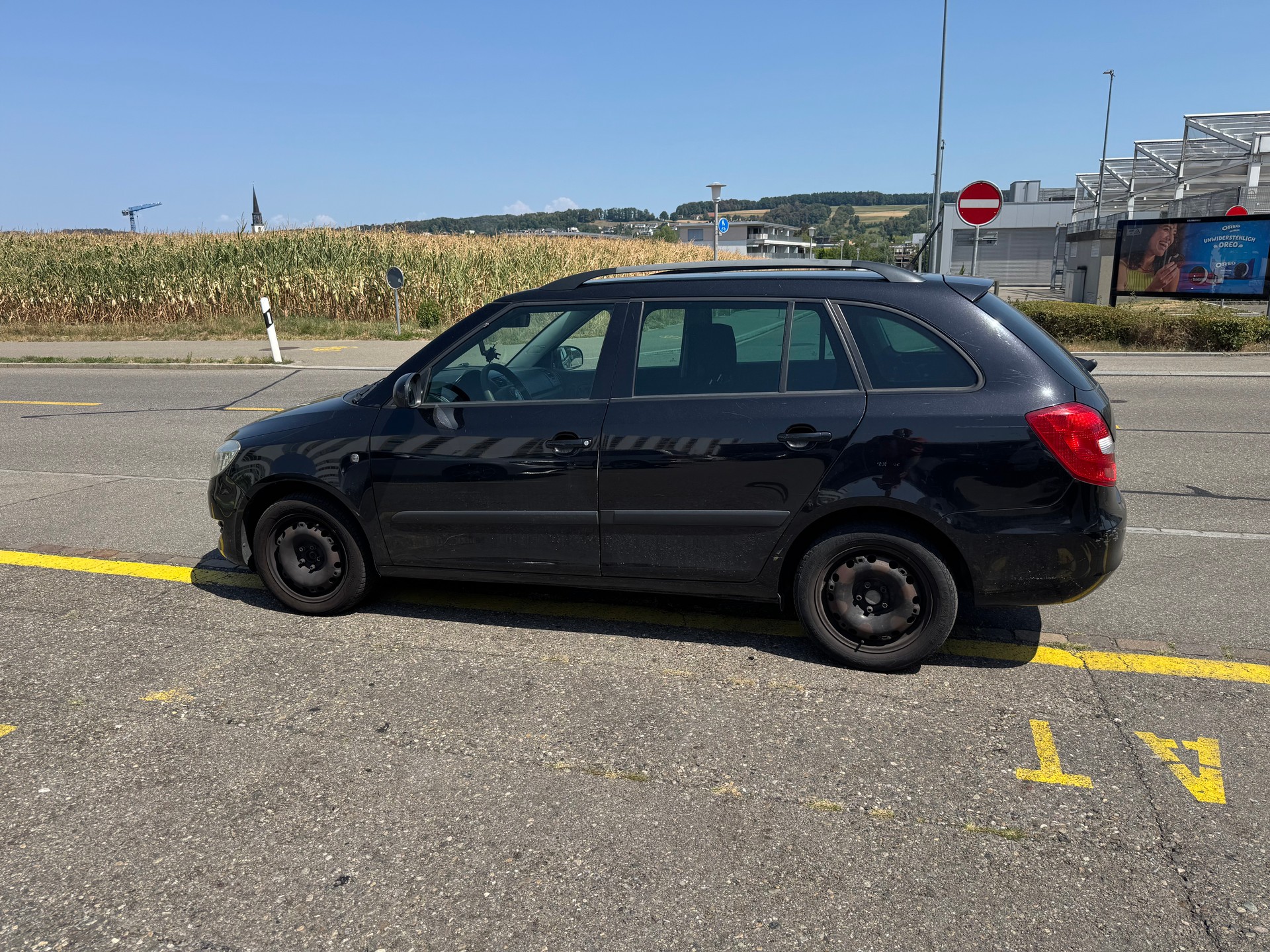 SKODA Fabia 1.2 TSI Family-image-8