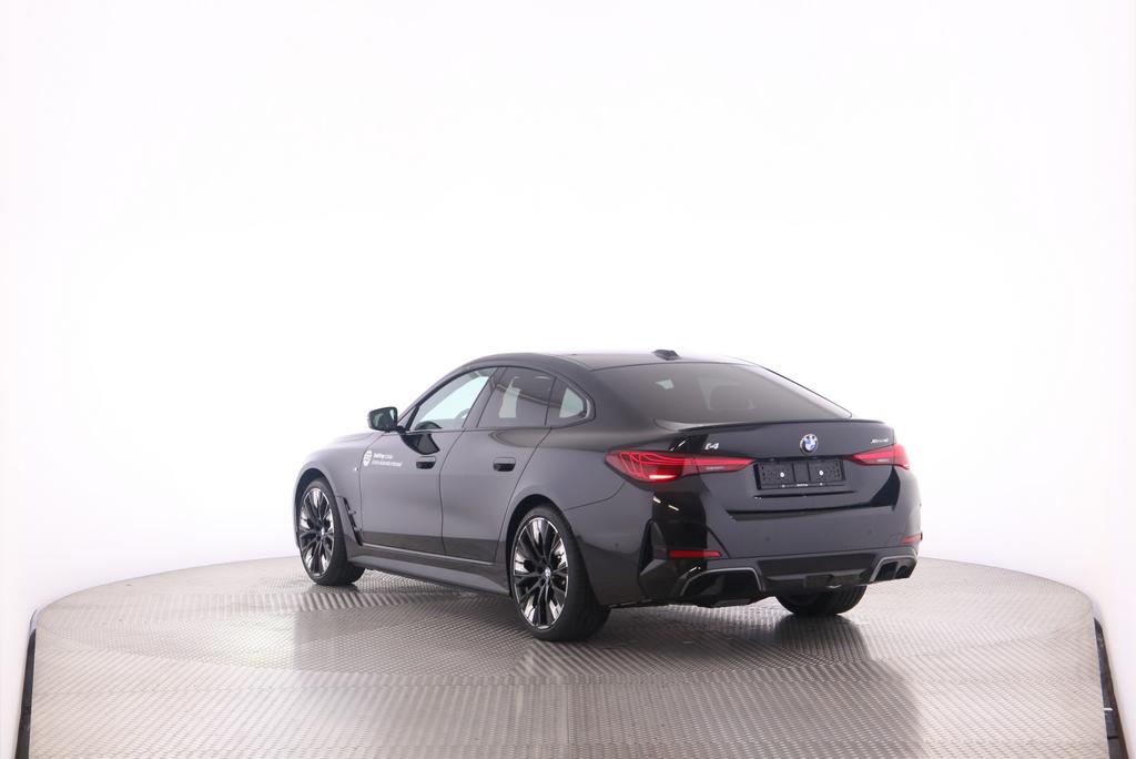 BMW i4 xDrive40-image-5