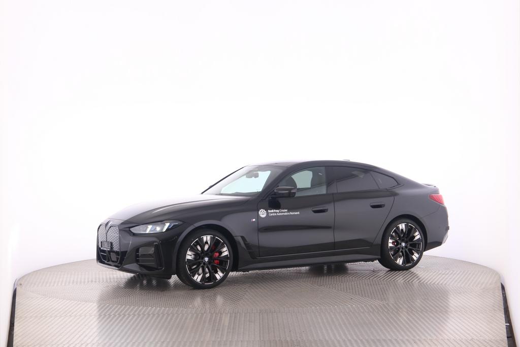 BMW i4 xDrive40-image-11