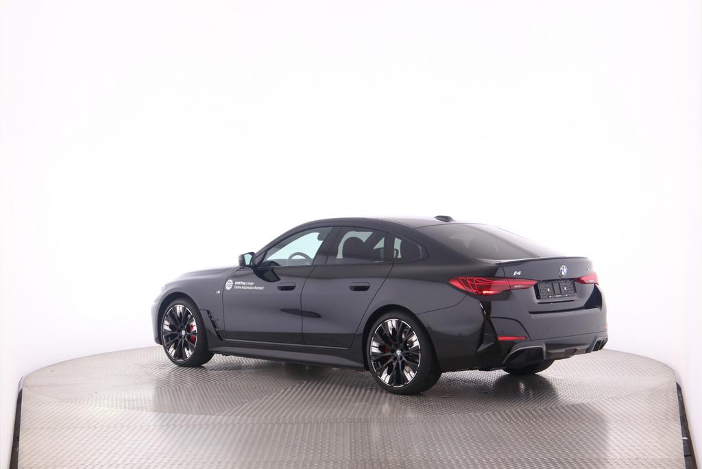 BMW i4 xDrive40-image-4