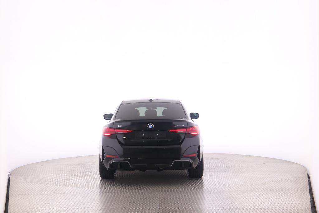 BMW i4 xDrive40-image-6