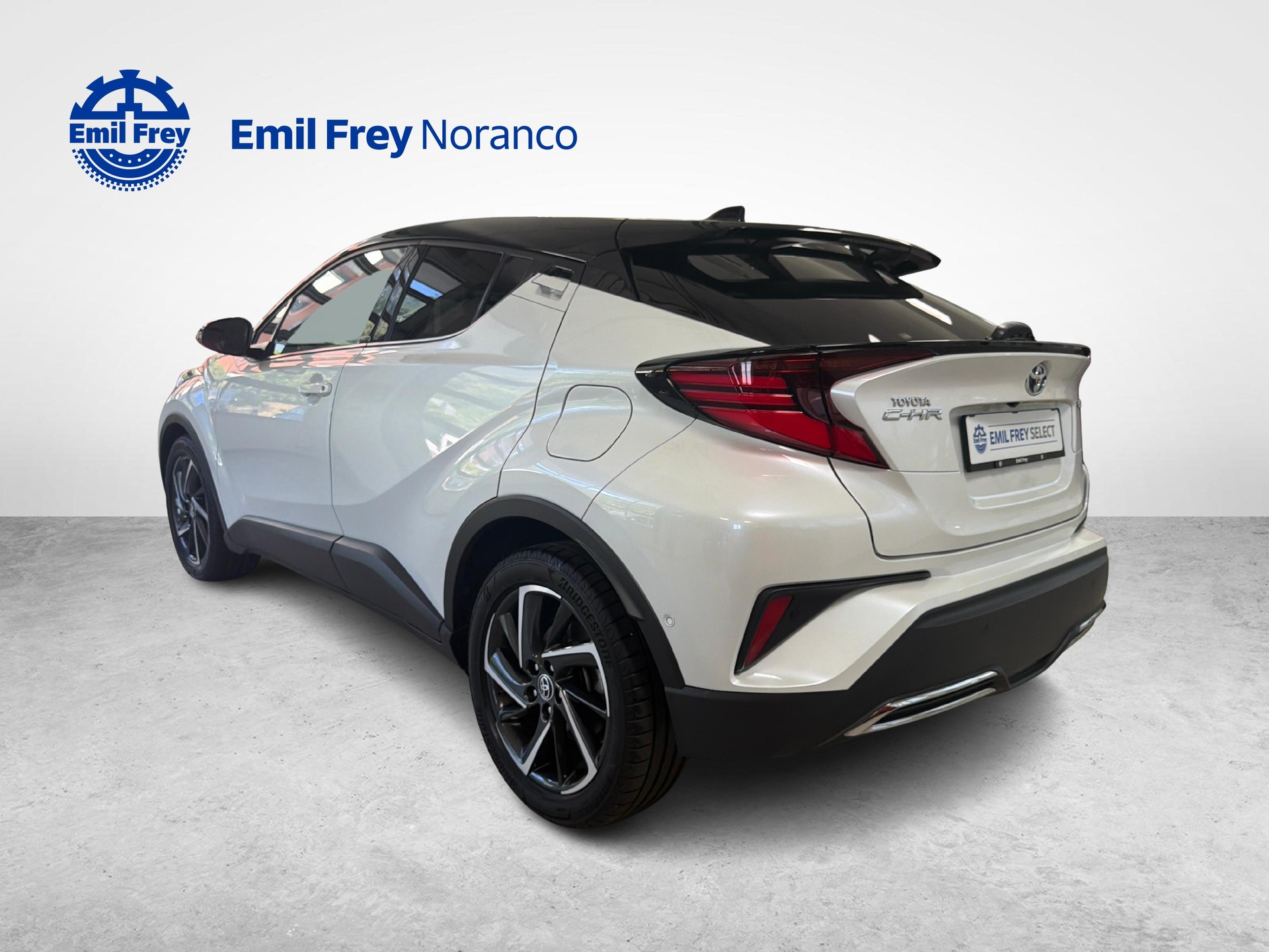 TOYOTA C-HR 2.0 VVTi HSD Move + Ruote invernali incluse-image-2