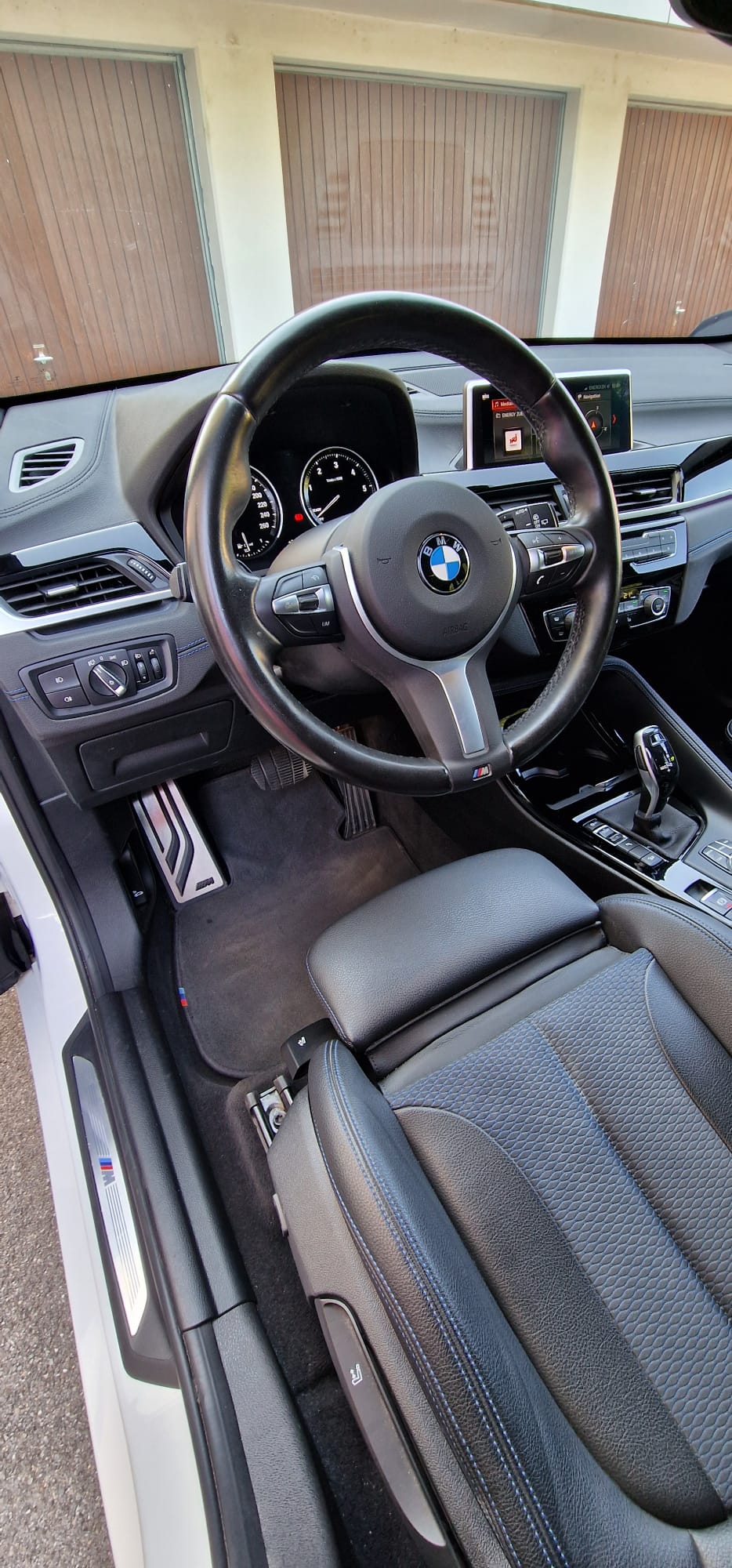 BMW 20d xDrive-image-3