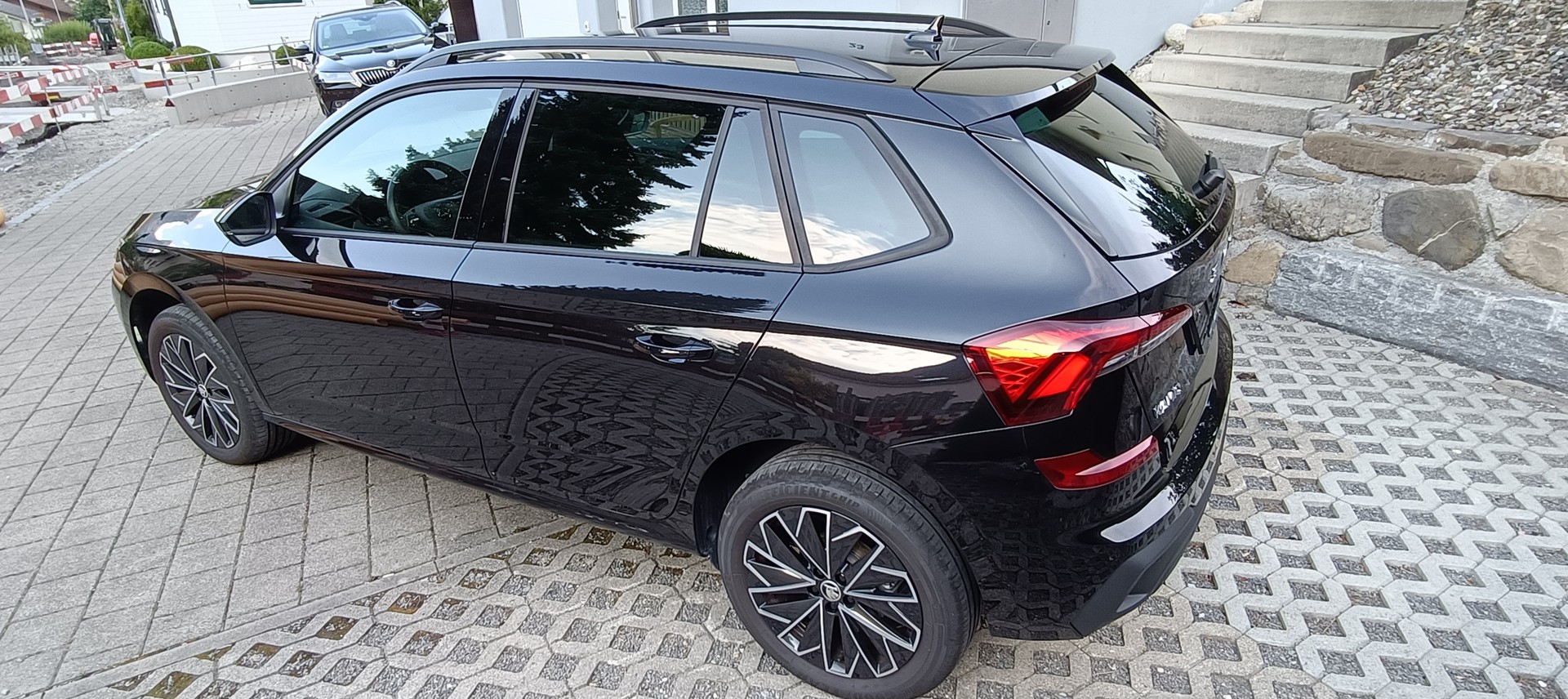 SKODA 1.5 TSI Dynamic DSG-image-3