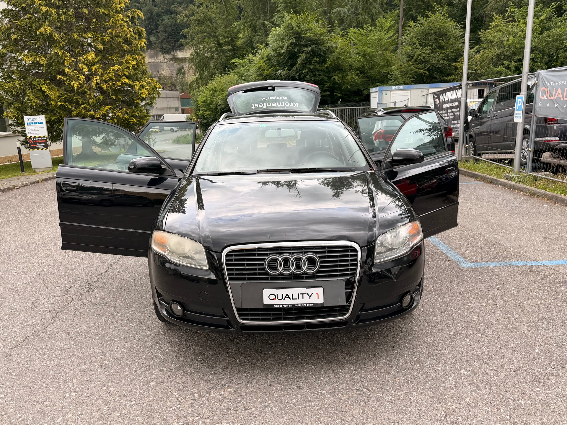 AUDI A4 Avant 2.0-image-15