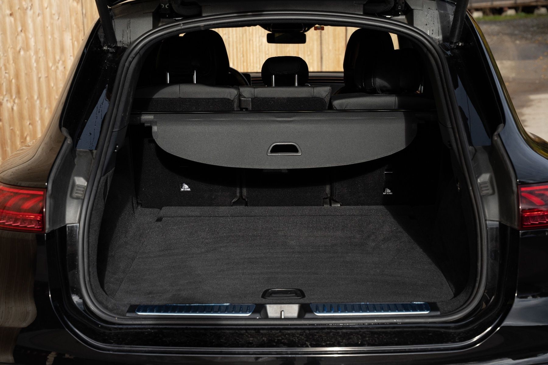MERCEDES-BENZ EQS 450 4Matic-image-4