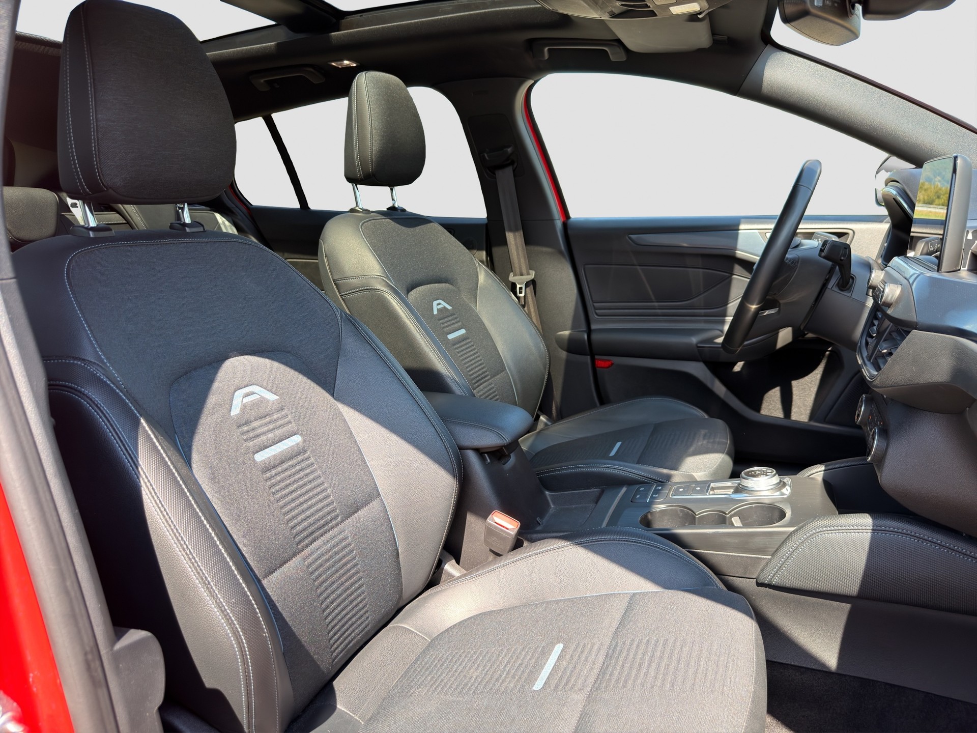 FORD Focus 1.5 SCTi Active Automatic-image-13