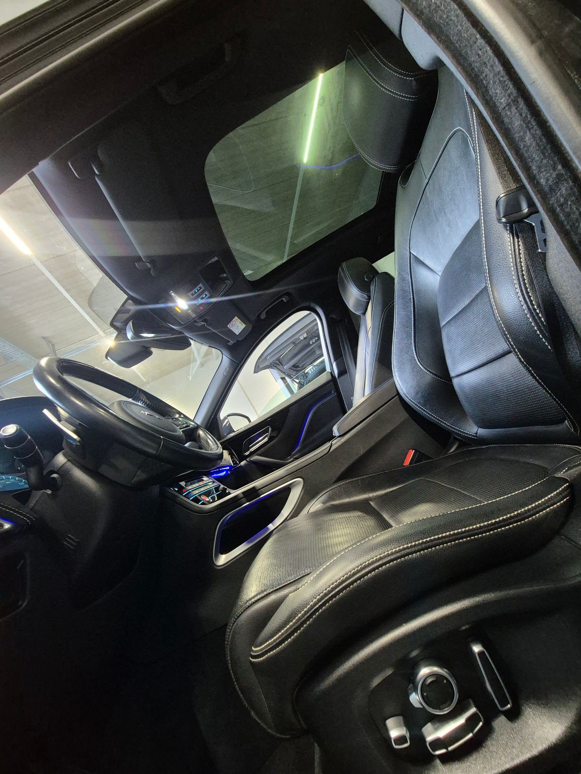 JAGUAR F-Pace 25d R-Sport AWD Automatik-image-7