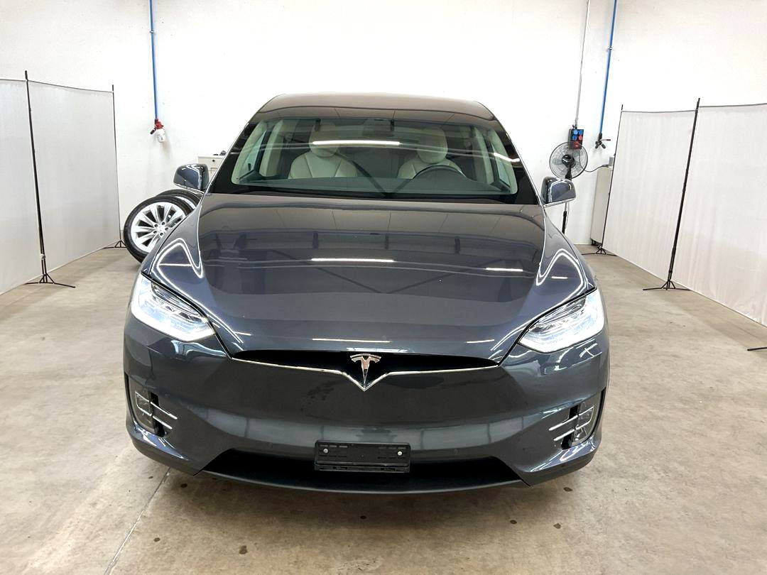 TESLA Model X 75 D-image-1