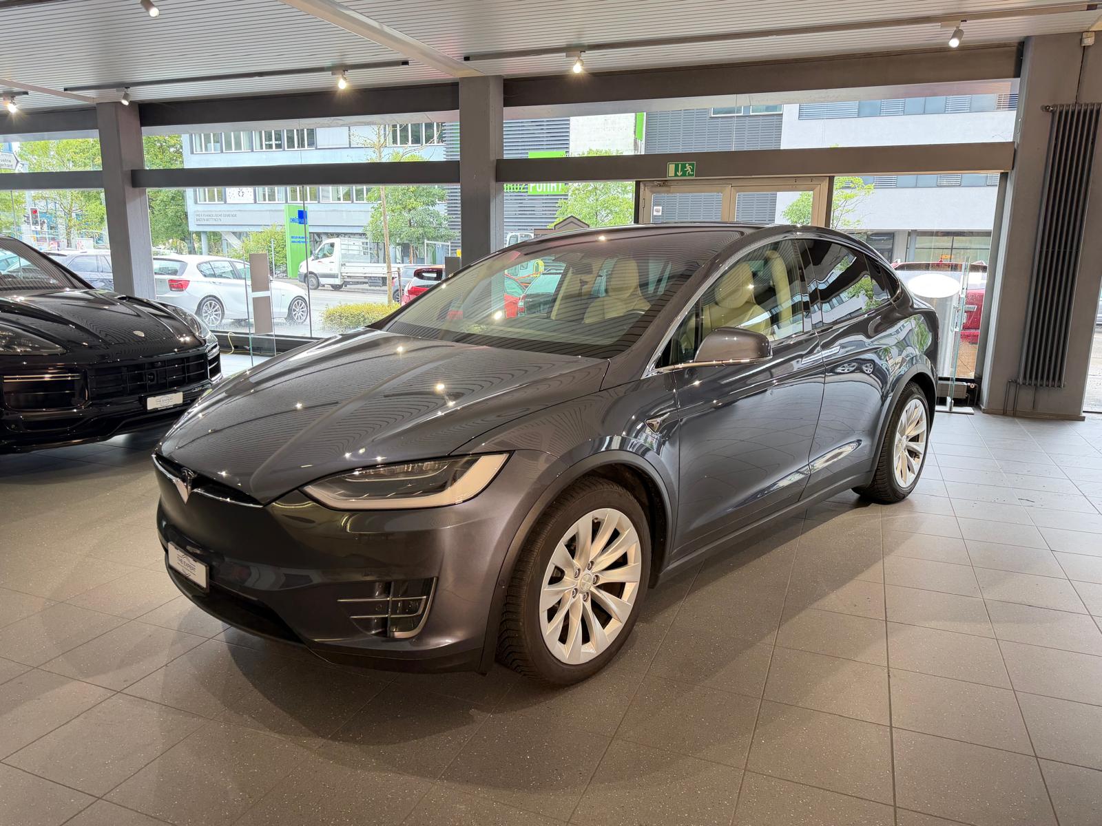 TESLA Model X 75 D