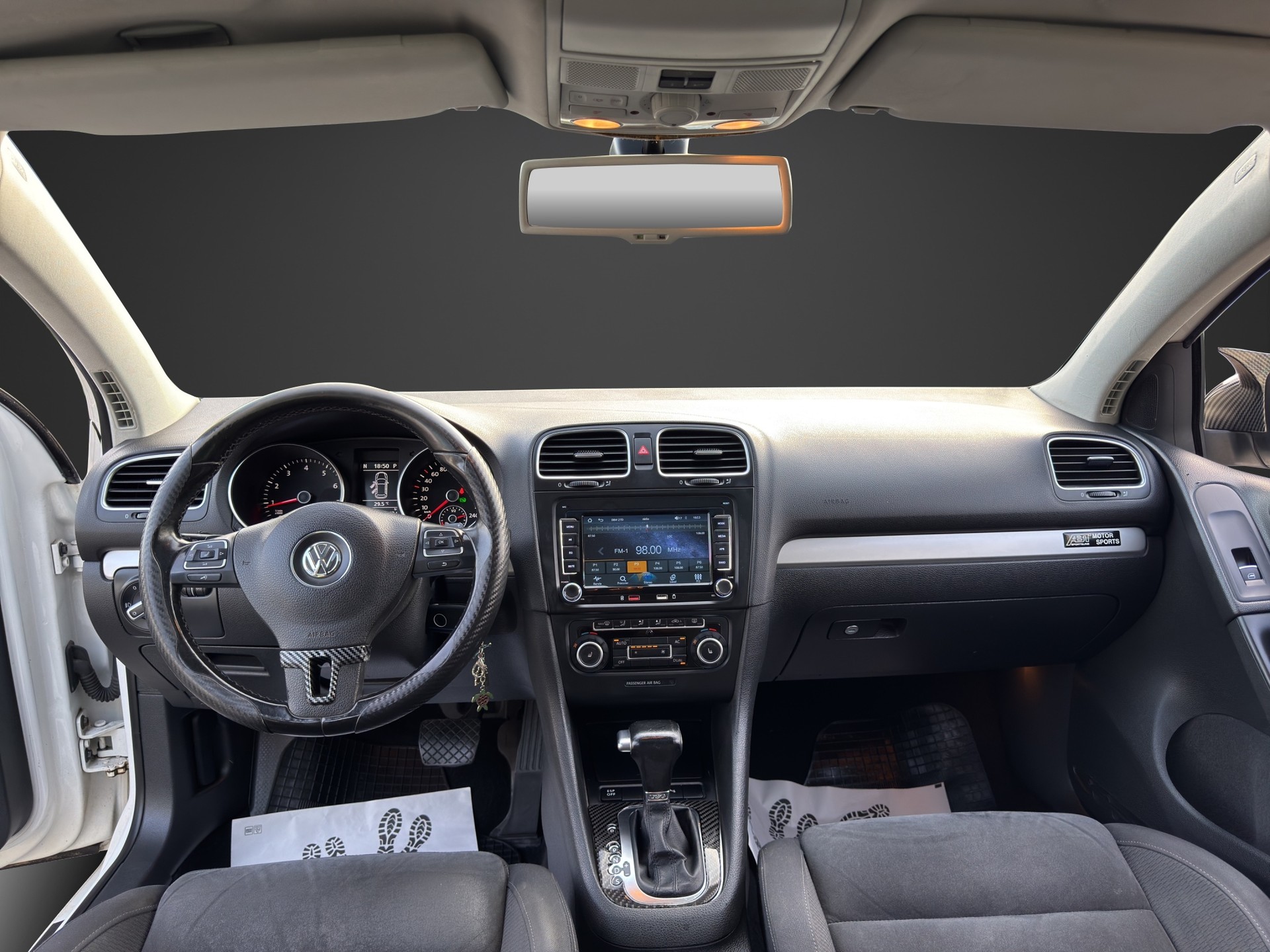 VW Golf 1.4 TSI Highline DSG-image-9