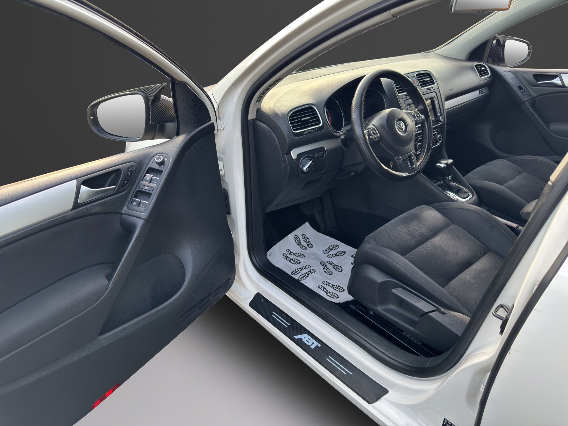 VW Golf 1.4 TSI Highline DSG-image-13