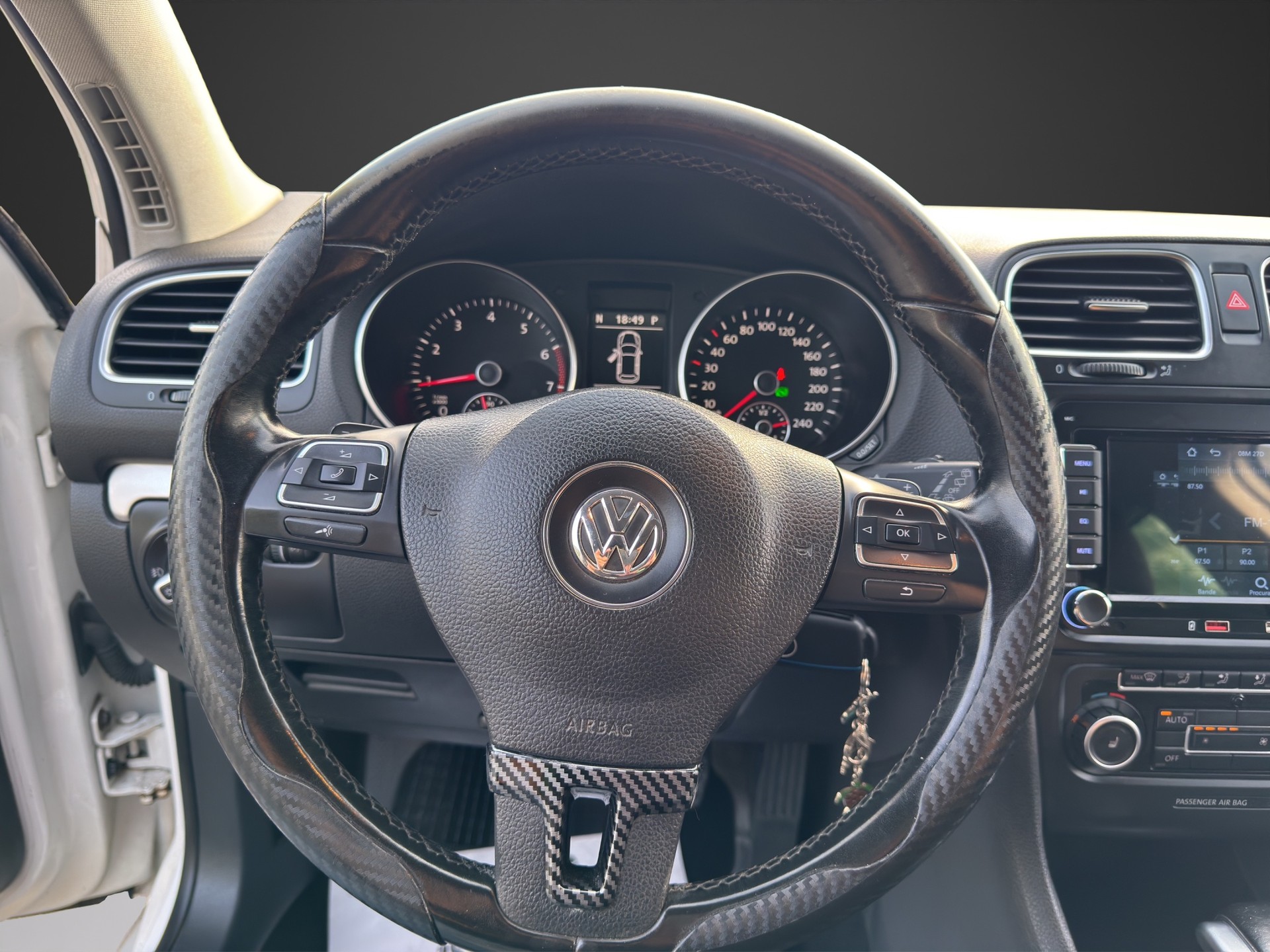 VW Golf 1.4 TSI Highline DSG-image-11
