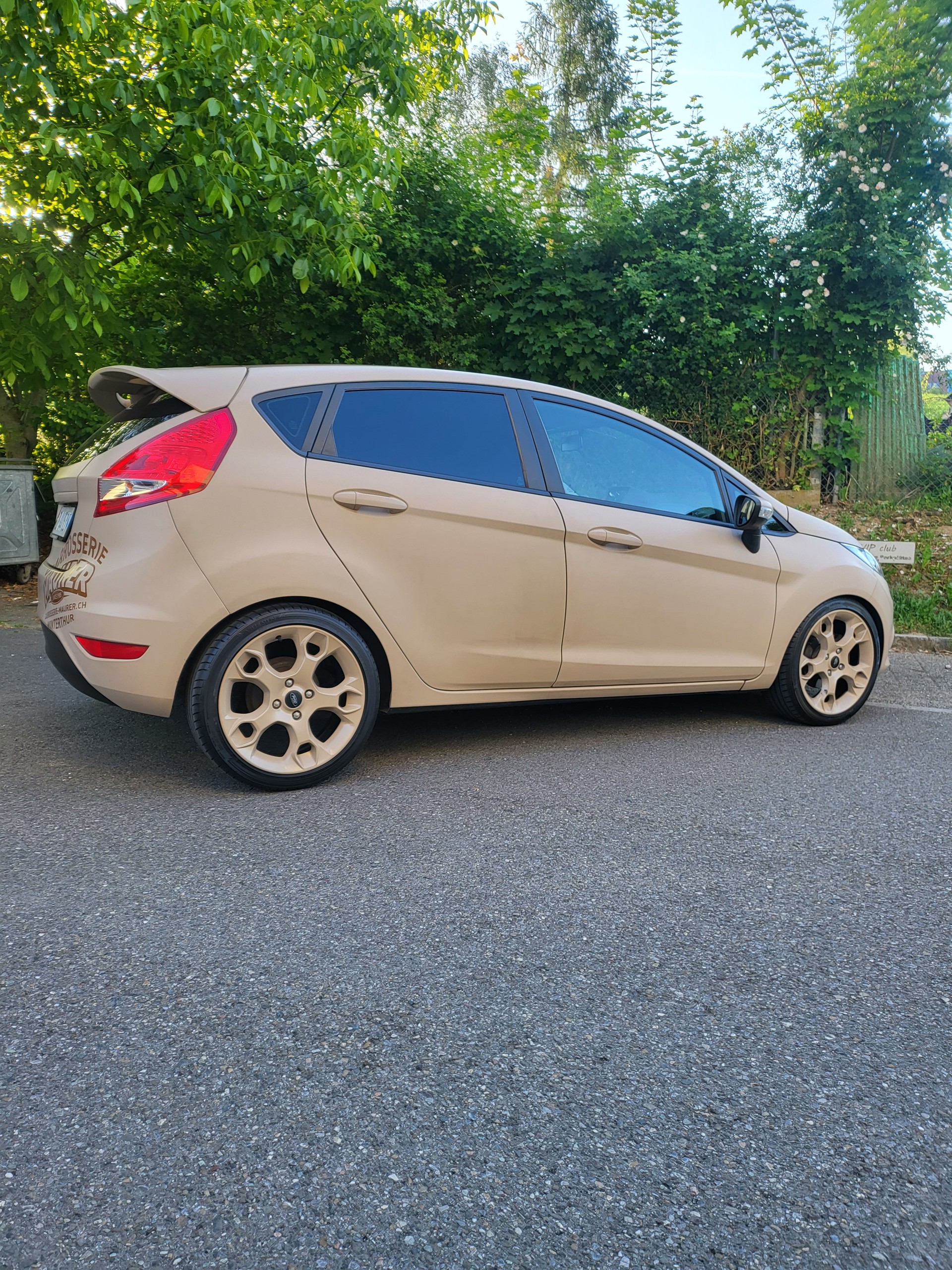 FORD Fiesta 1.25 16V Ambiente-image-1