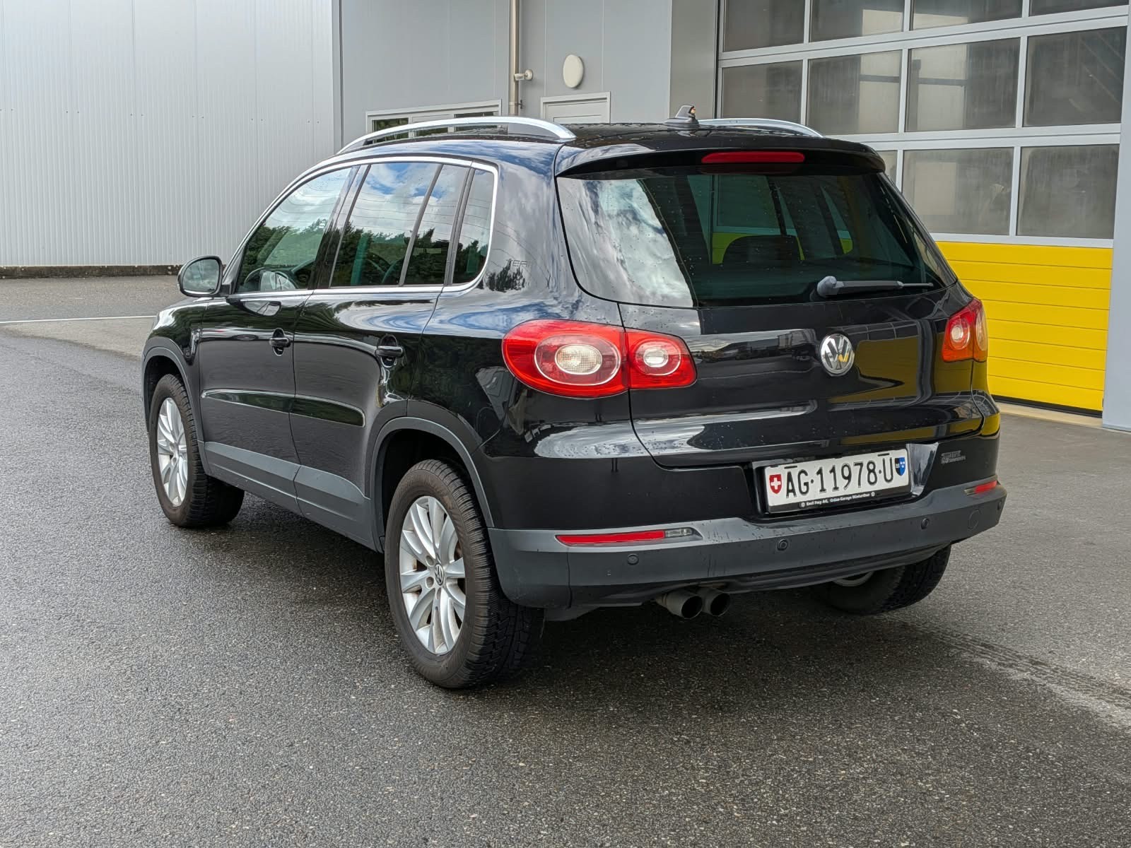 VW Tiguan 2.0 TDI Sport&Style DSG-image-3