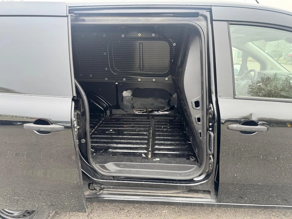 RENAULT Kangoo Van 1.3TCe Standard L2 130 PF Extra-image-8