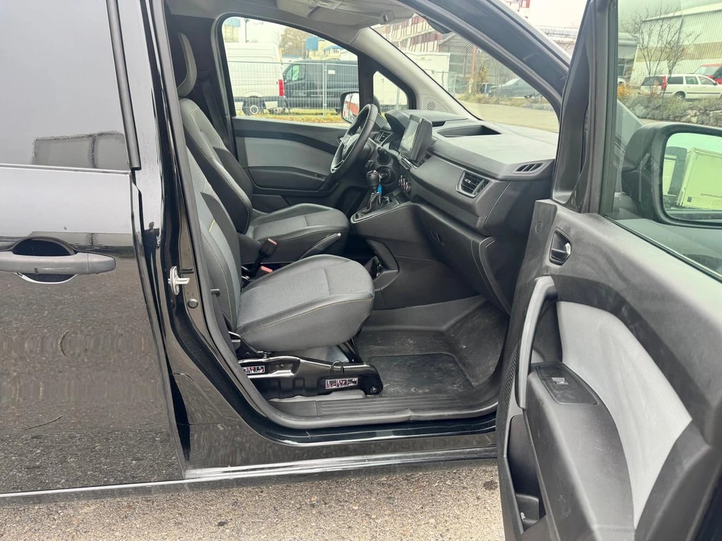 RENAULT Kangoo Van 1.3TCe Standard L2 130 PF Extra-image-14