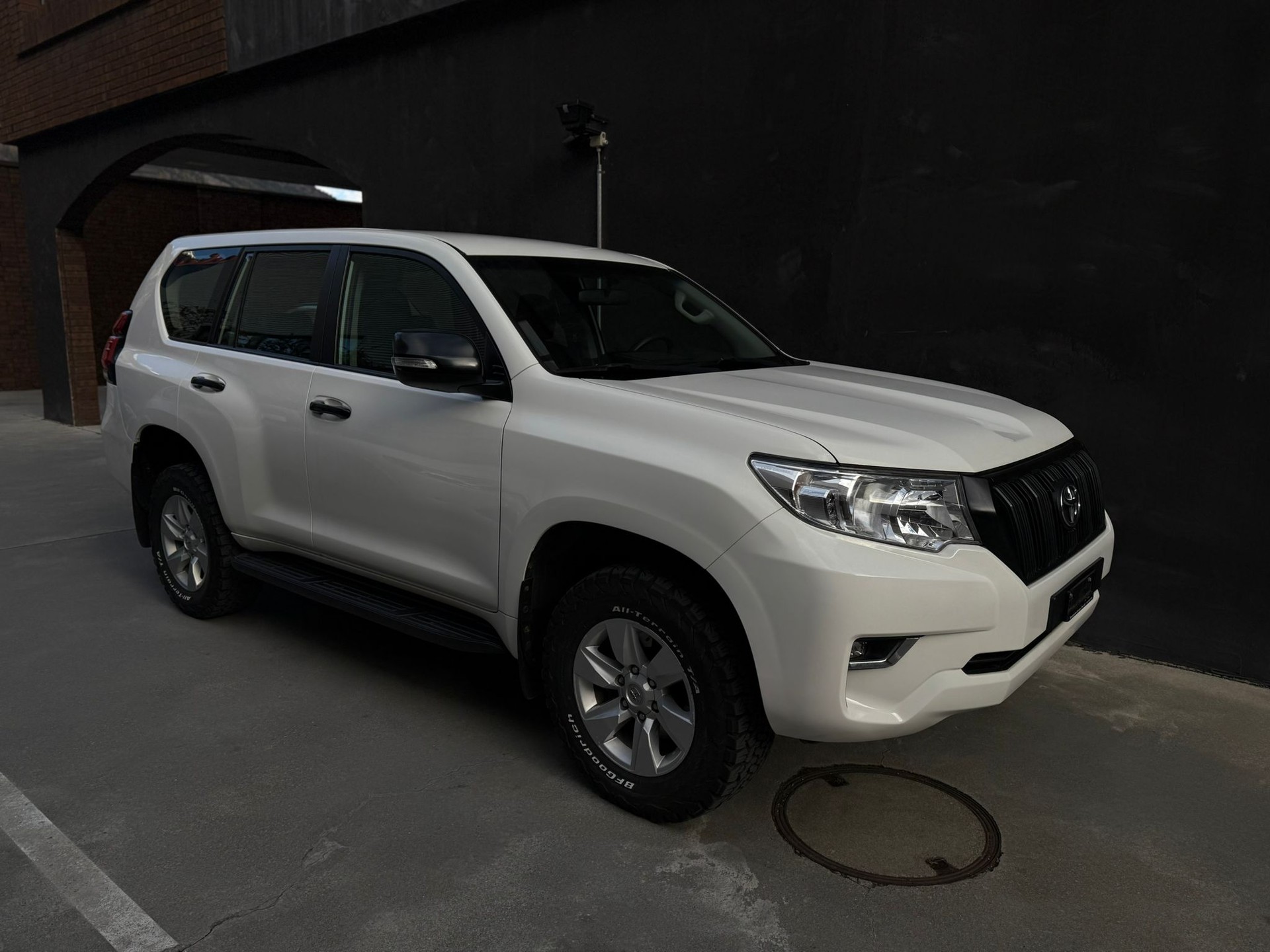 TOYOTA Land Cruiser 2.8TD Comfort Automatic-image-6