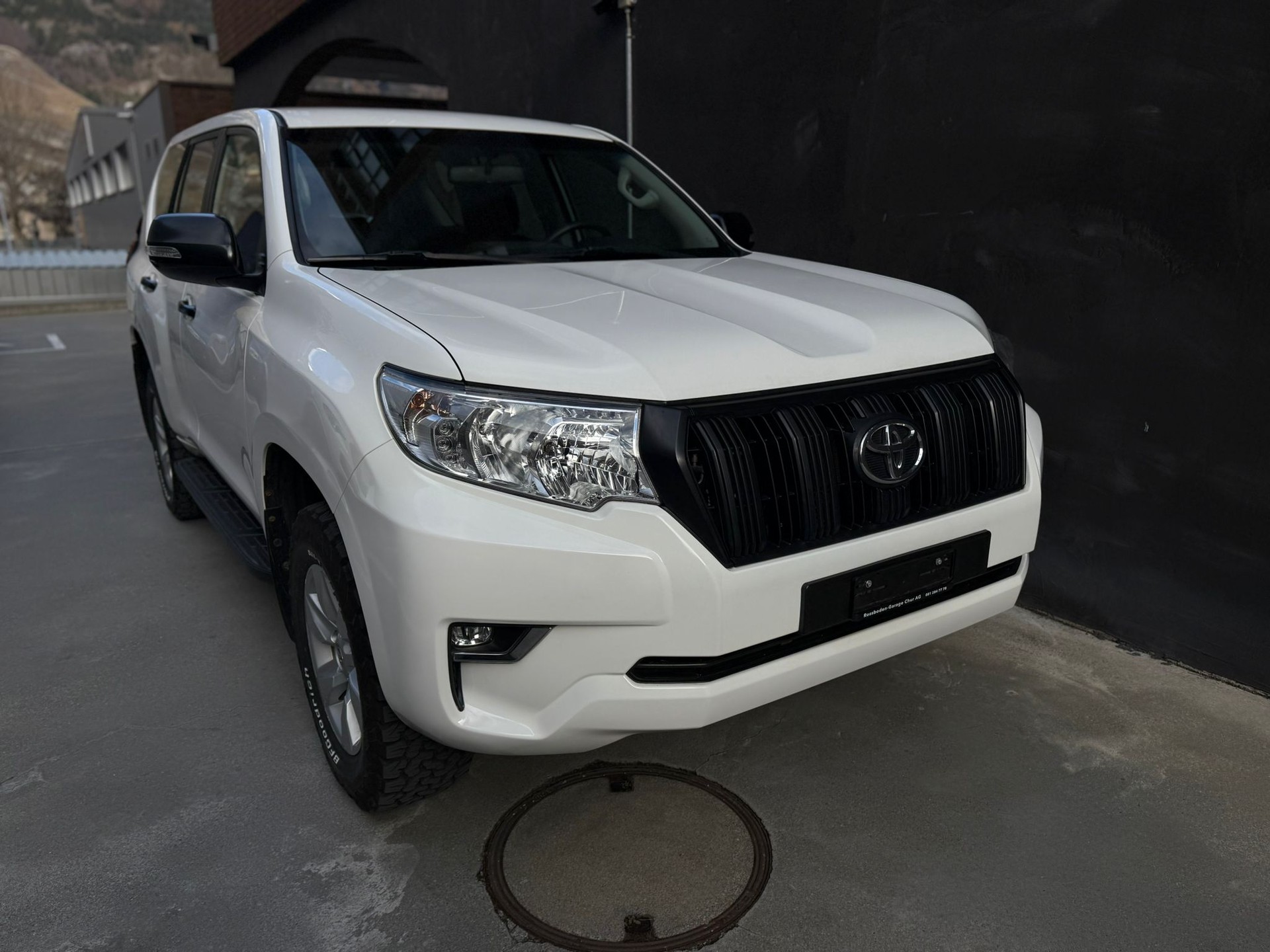 TOYOTA Land Cruiser 2.8TD Comfort Automatic-image-4