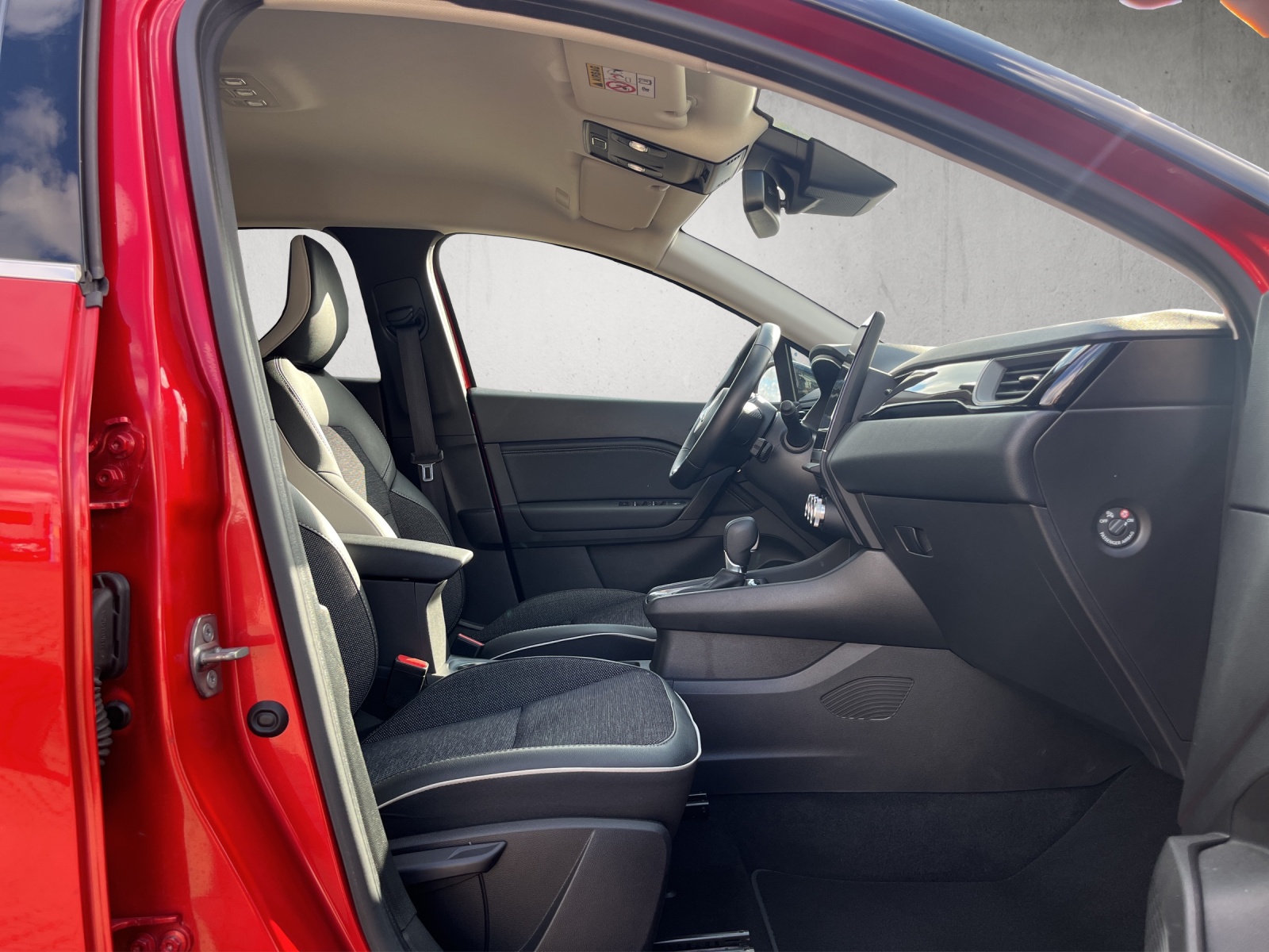 MITSUBISHI ASX 1.6 PHEV Intense-image-12