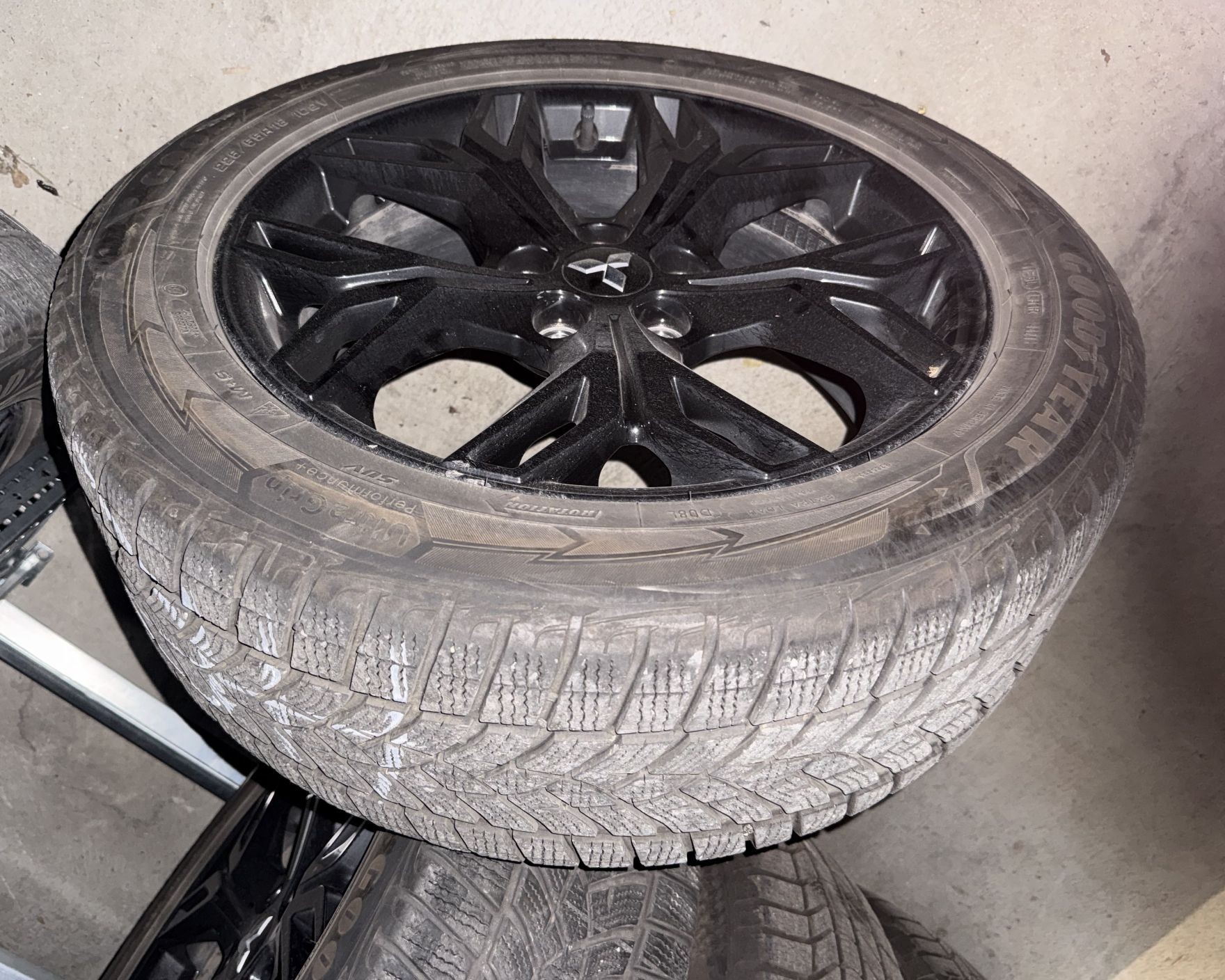MITSUBISHI Outlander 2.4 PHEV Diamond-image-13