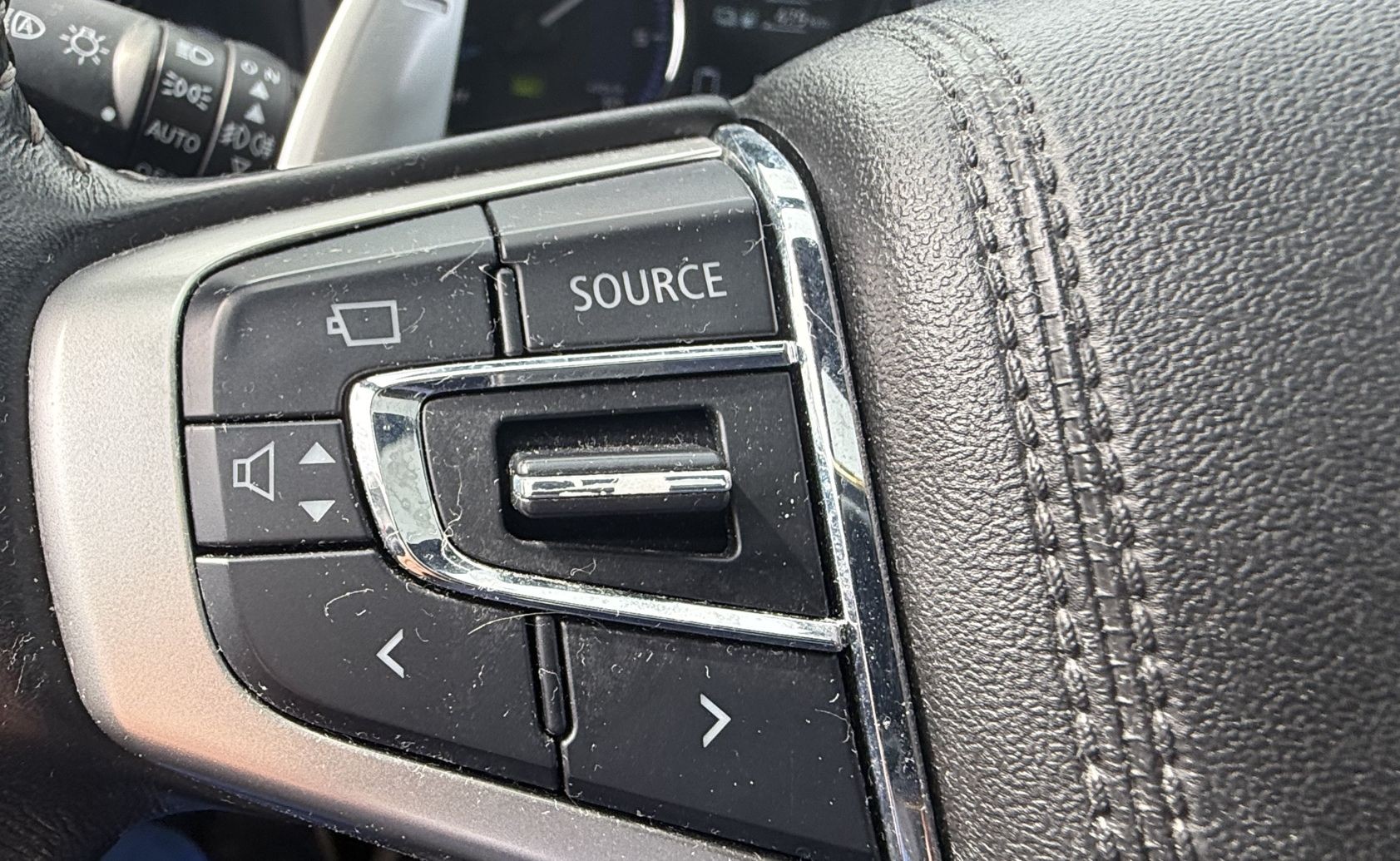MITSUBISHI Outlander 2.4 PHEV Diamond-image-11