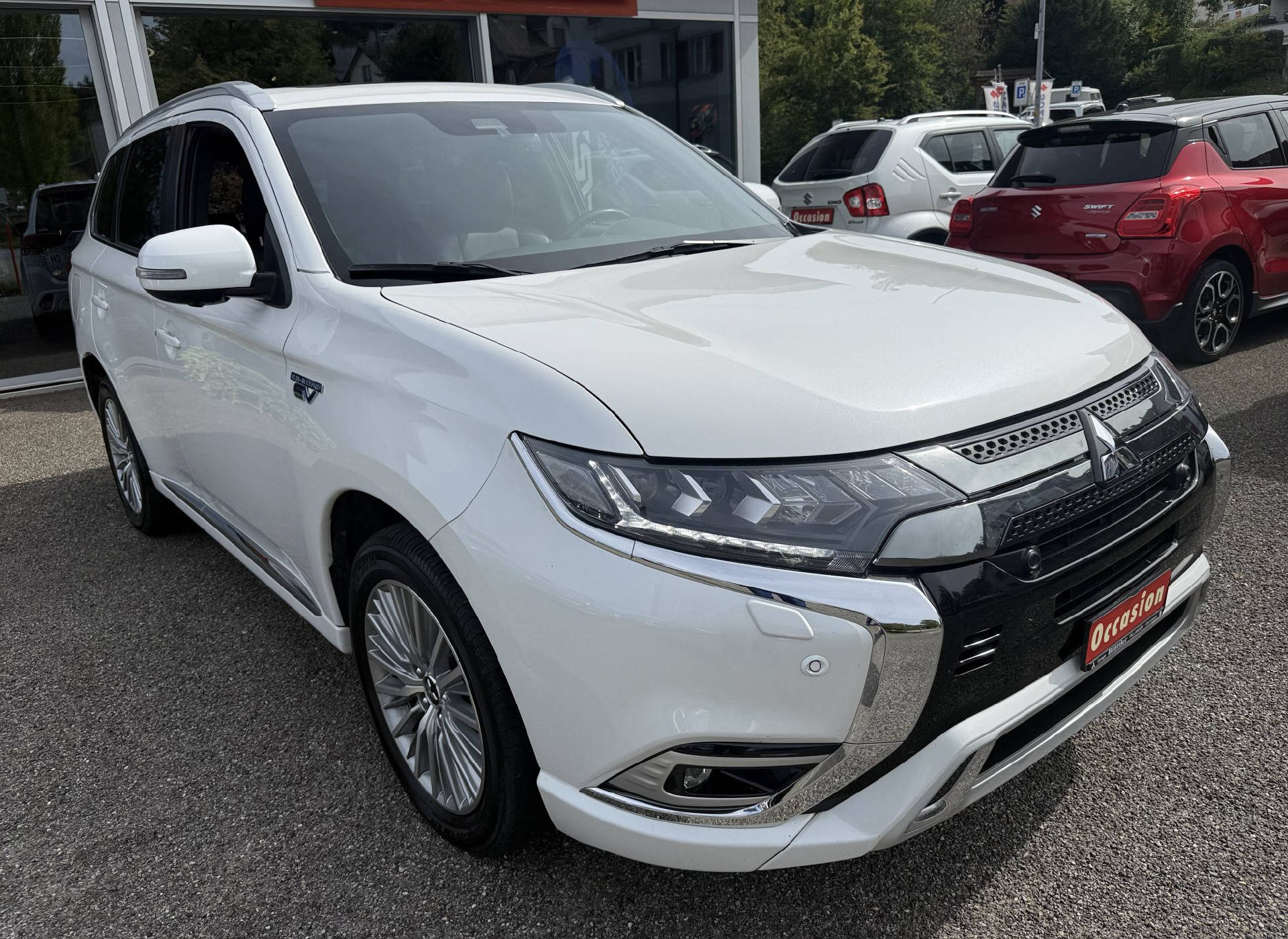 MITSUBISHI Outlander 2.4 PHEV Diamond-image-1
