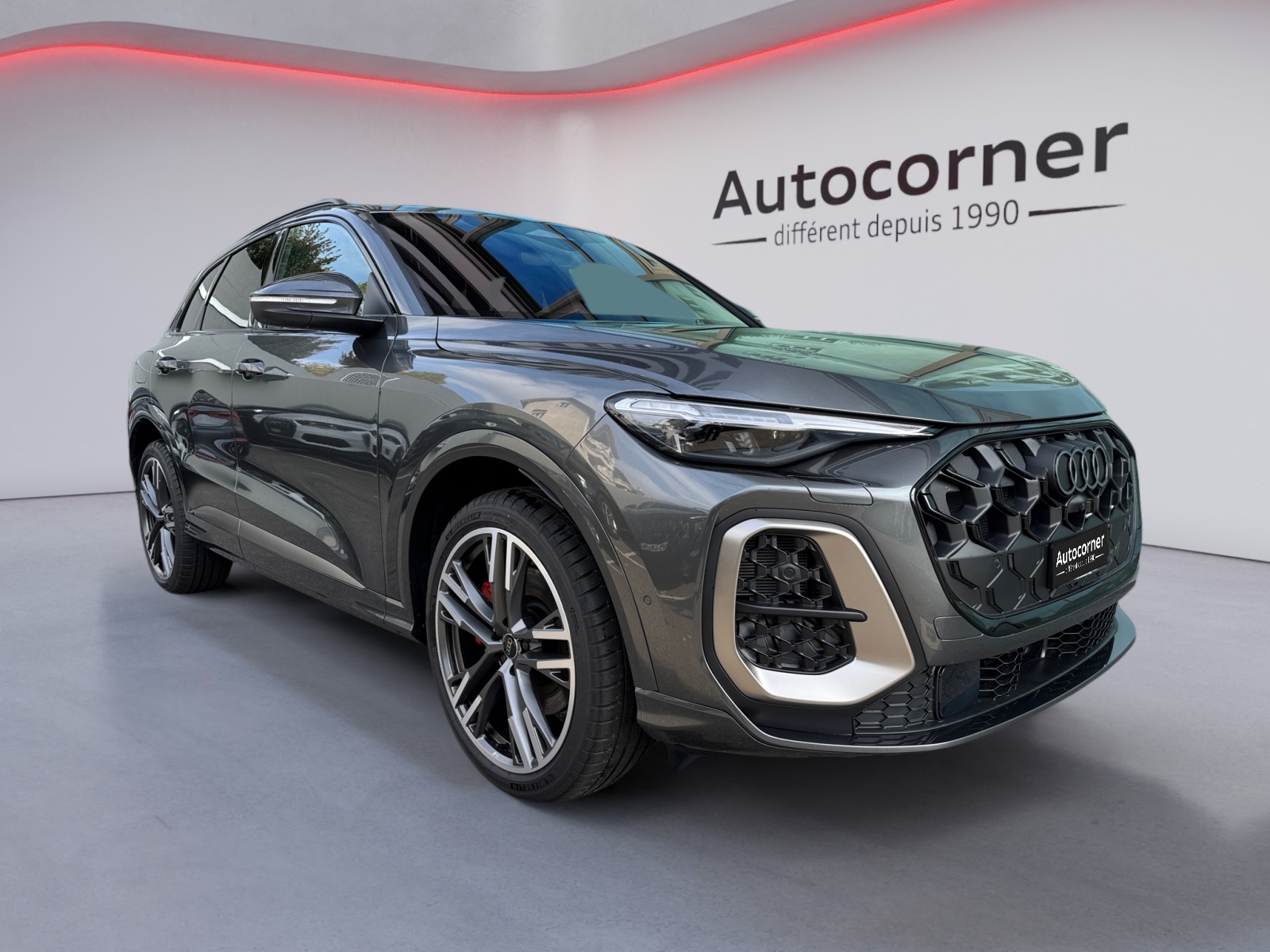 AUDI SQ5 TFSI quattro S-tronic-image-0