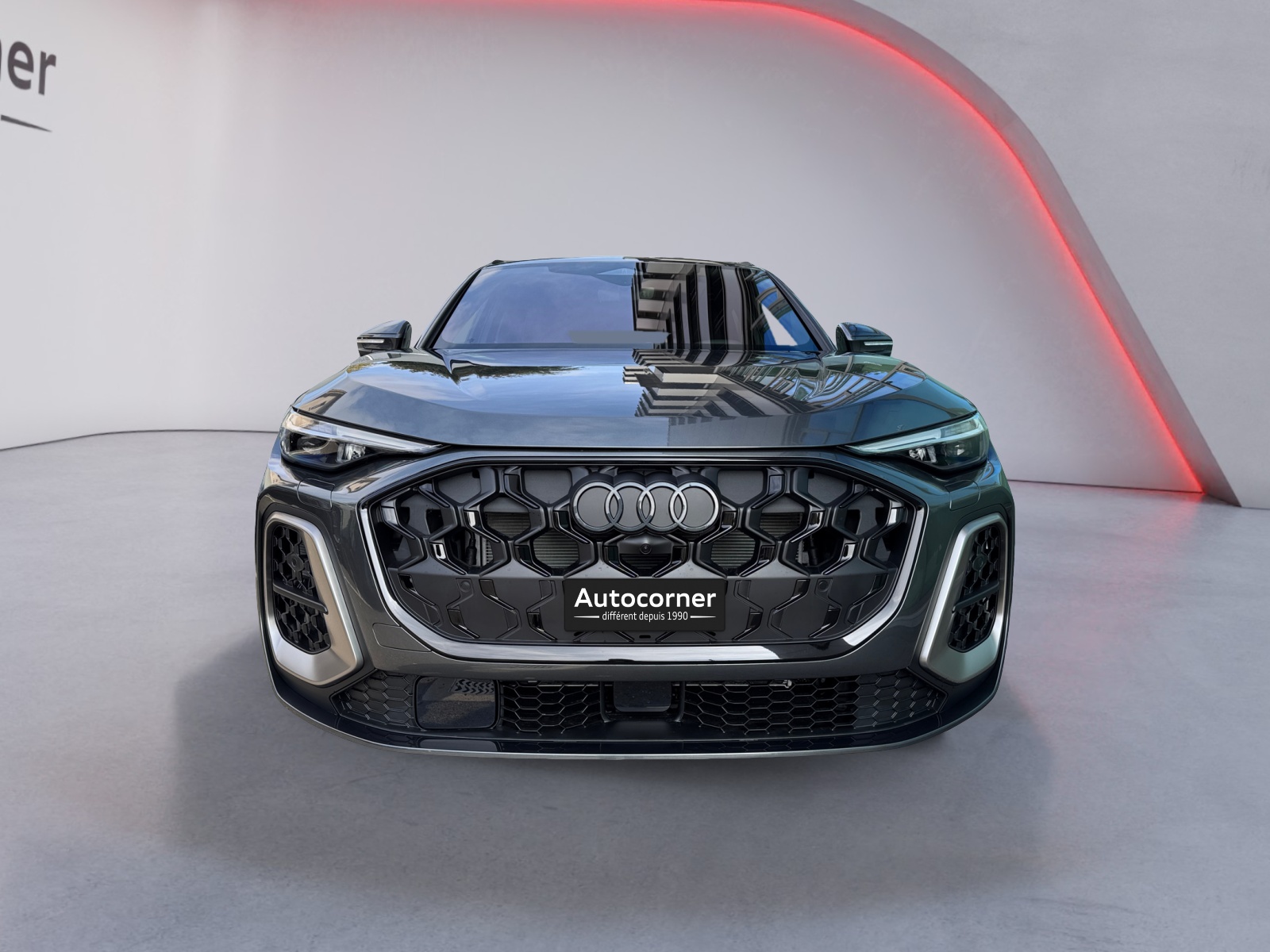 AUDI SQ5 TFSI quattro S-tronic-image-5