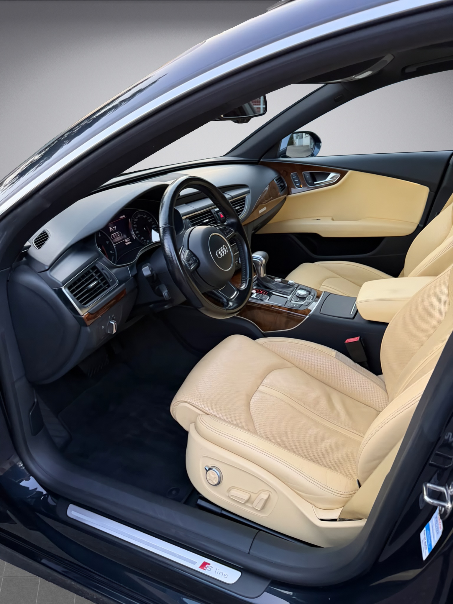AUDI A7 Sportback 3.0 TDI quattro S-tronic * S line *-image-8