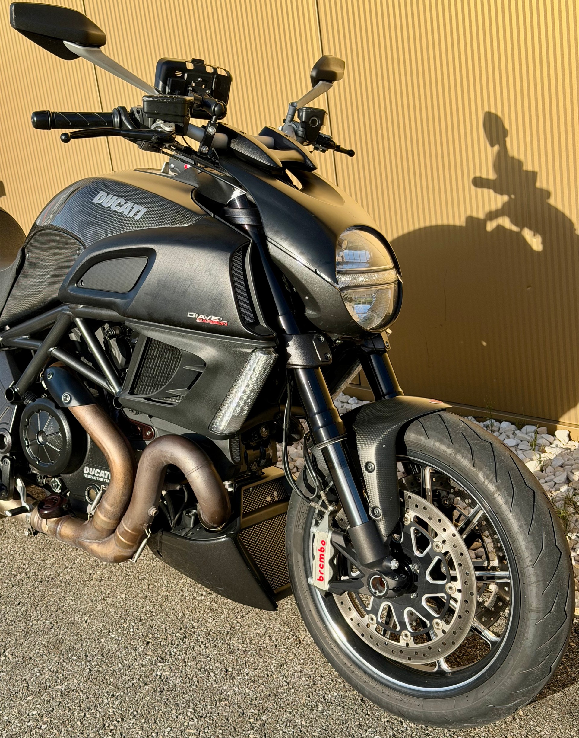 DUCATI Diavel 1200 Carbon-showroom-element-1