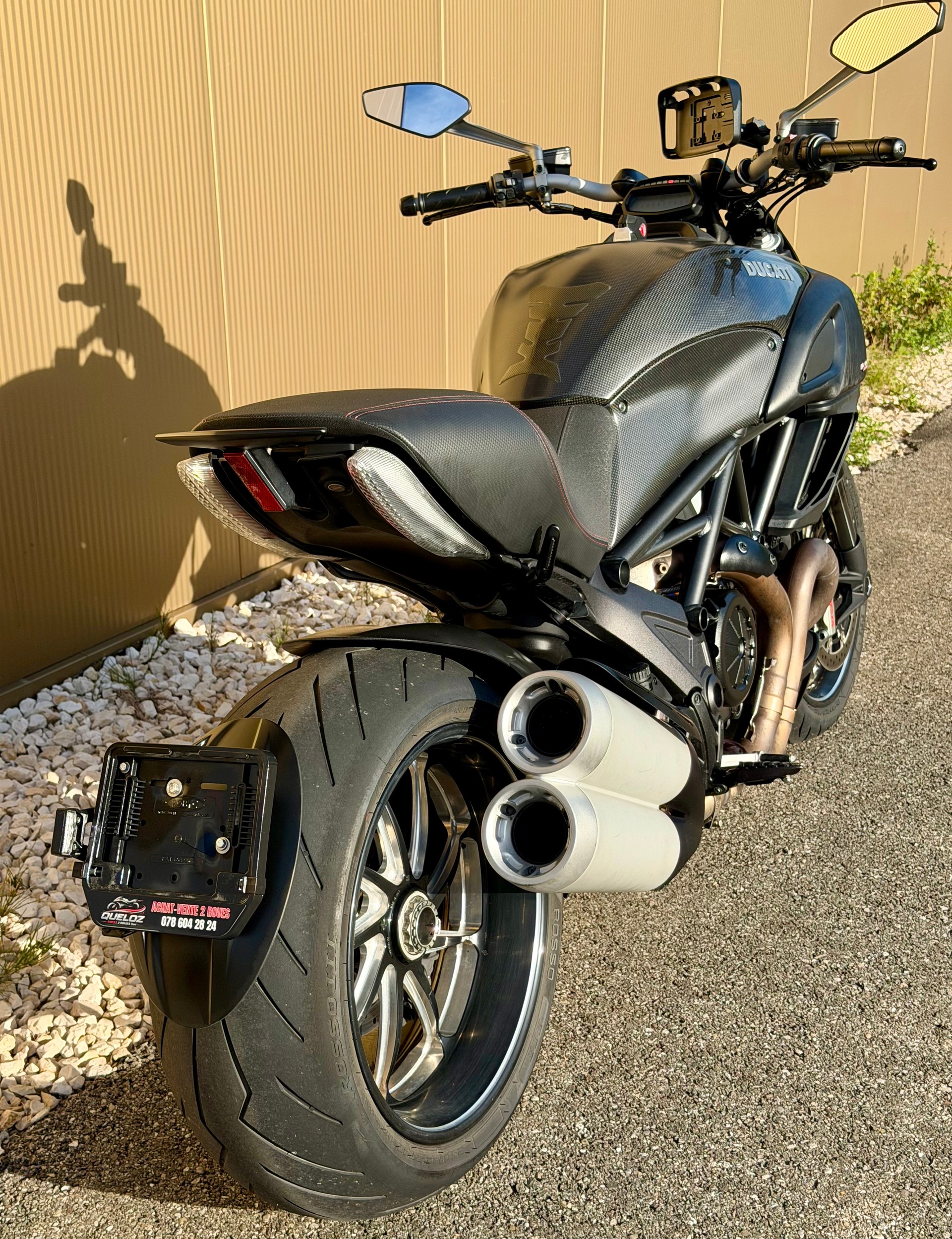 DUCATI Diavel 1200 Carbon-image-5